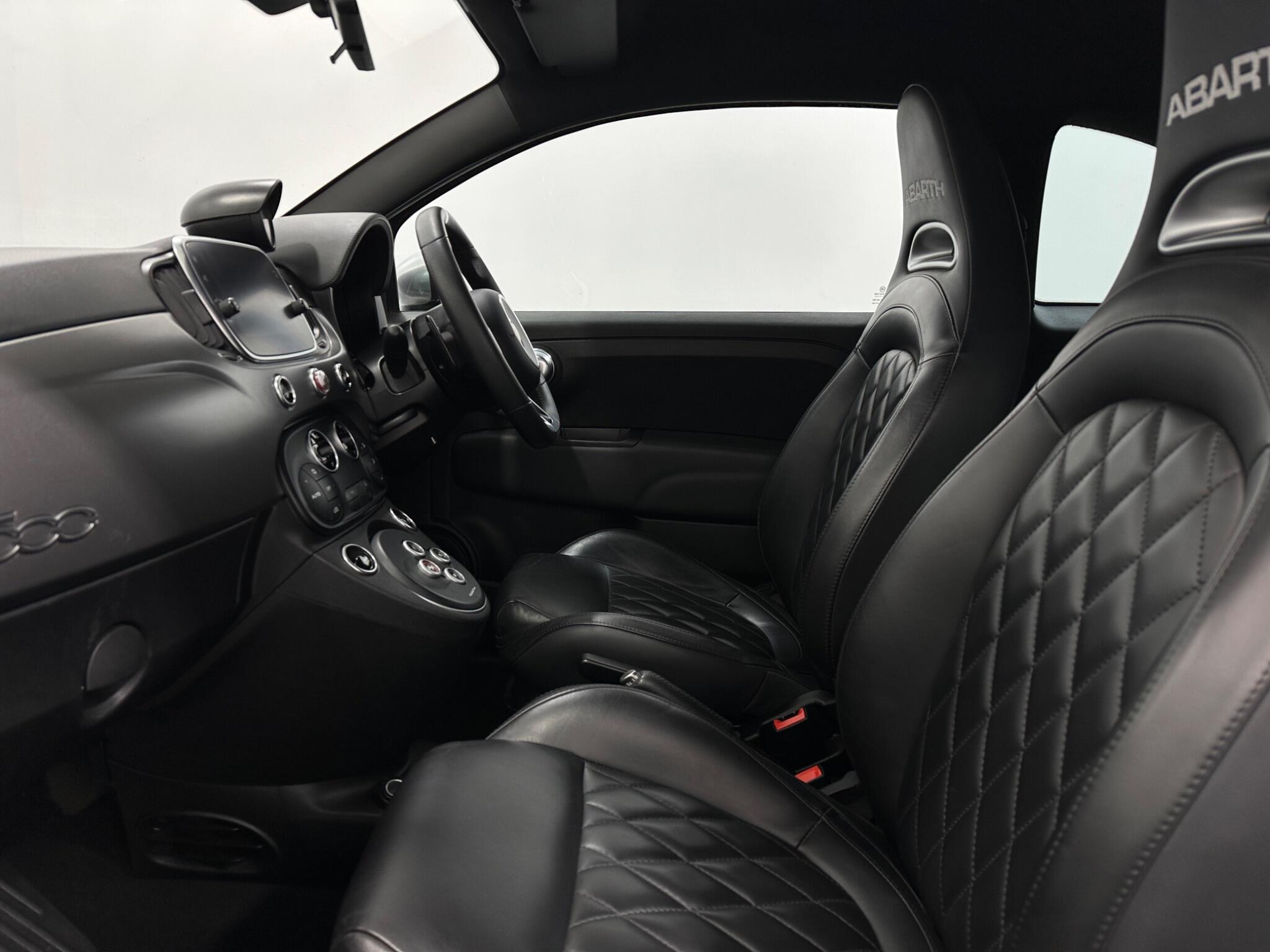 Abarth 595 view 33