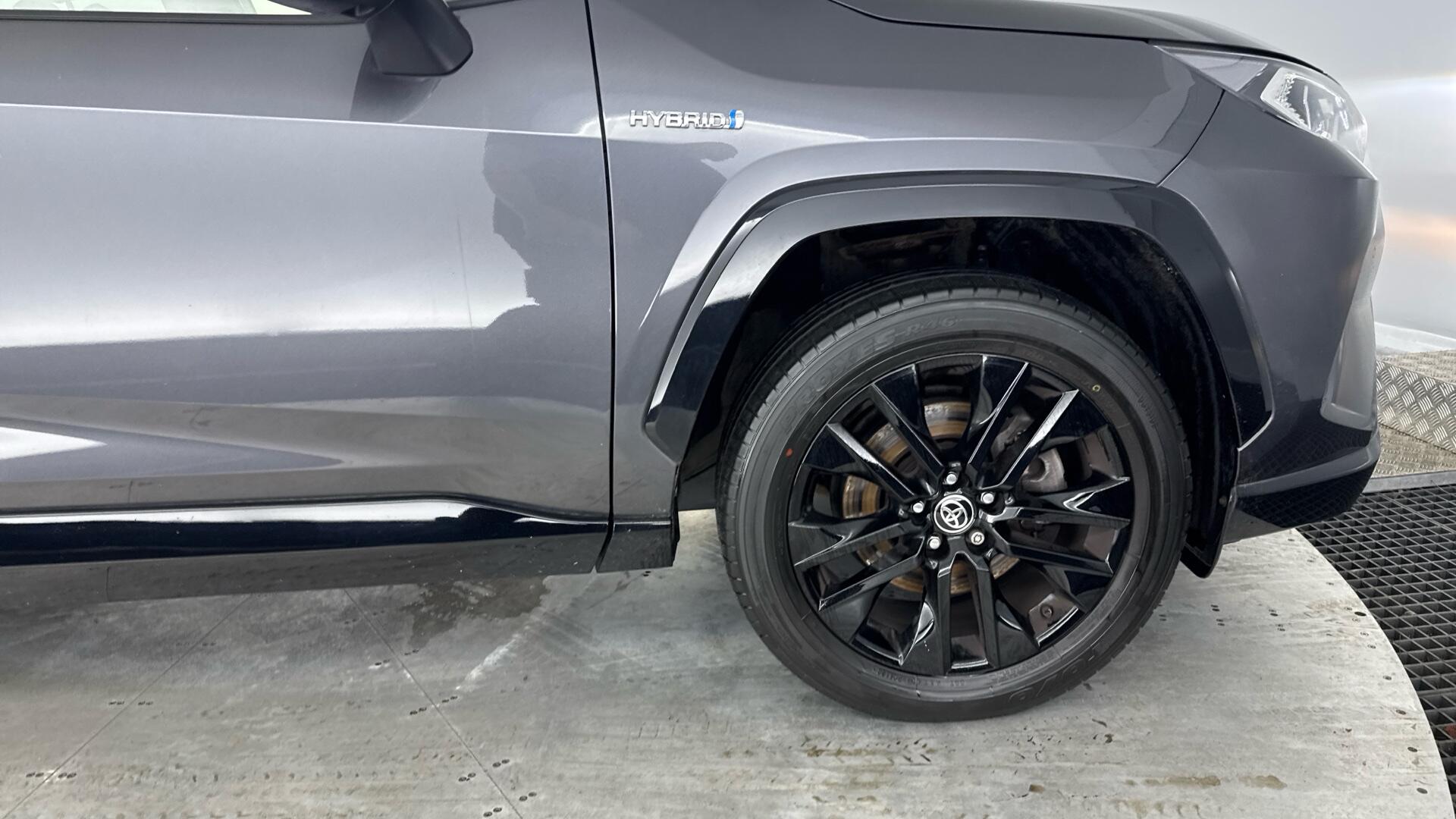 Toyota RAV4 view 22