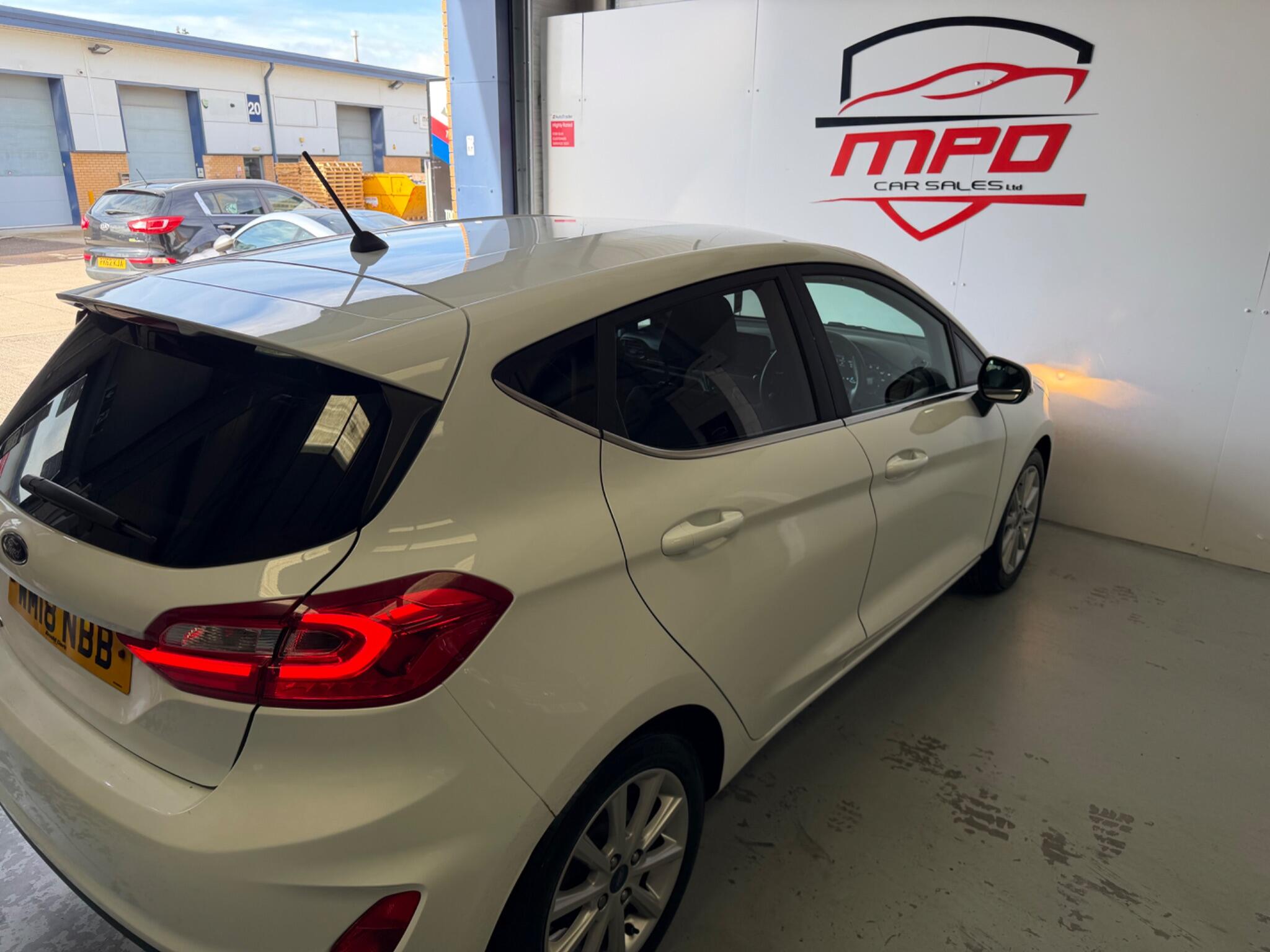 Ford Fiesta view 43