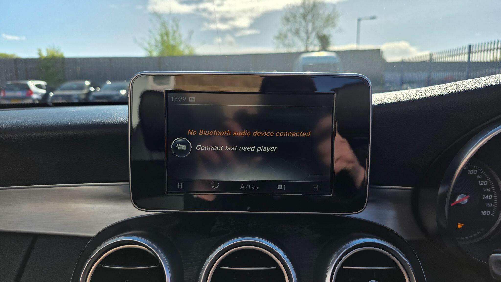 Mercedes-Benz C Class view 29