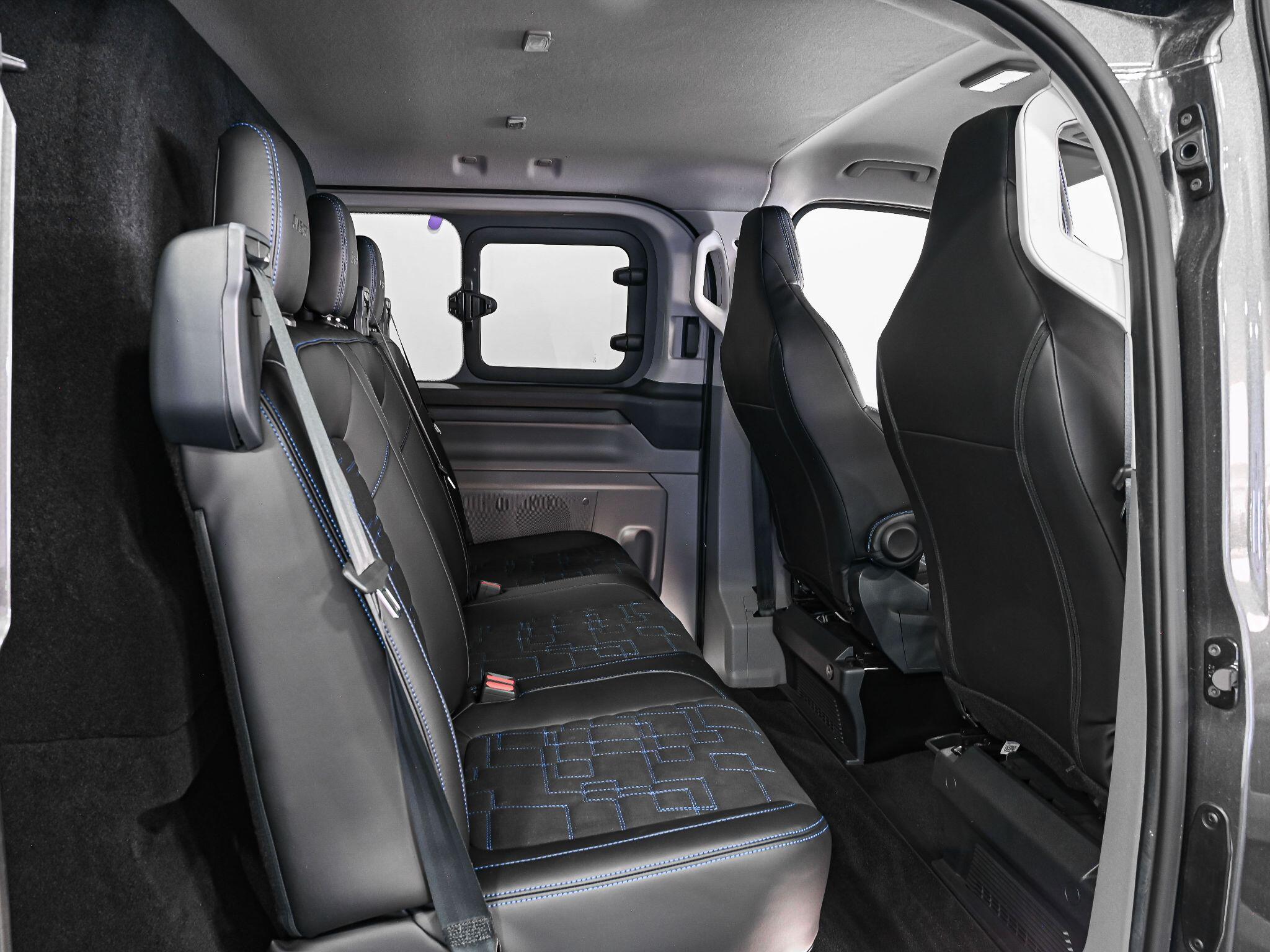 Ford Transit Custom view 42