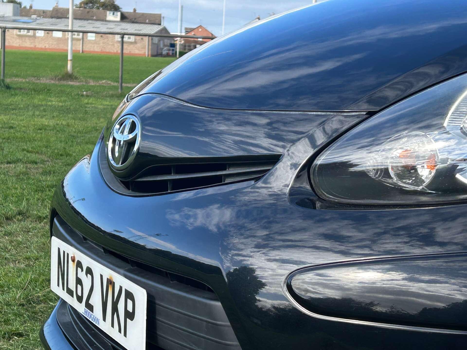 Toyota Aygo view 11