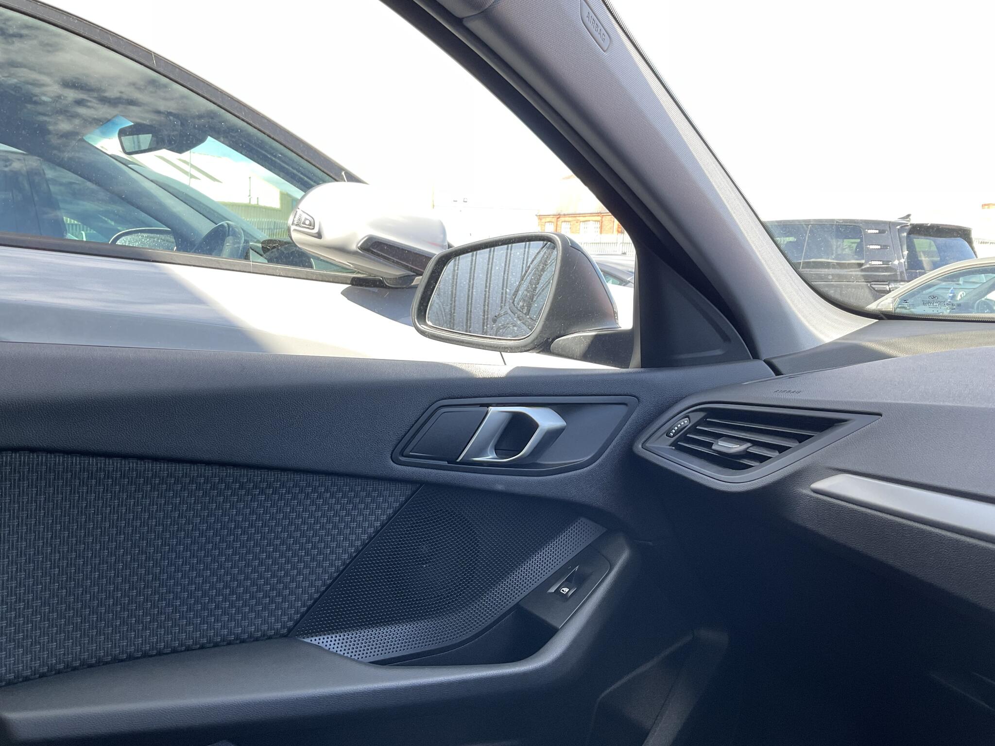 BMW 1 Series view 43