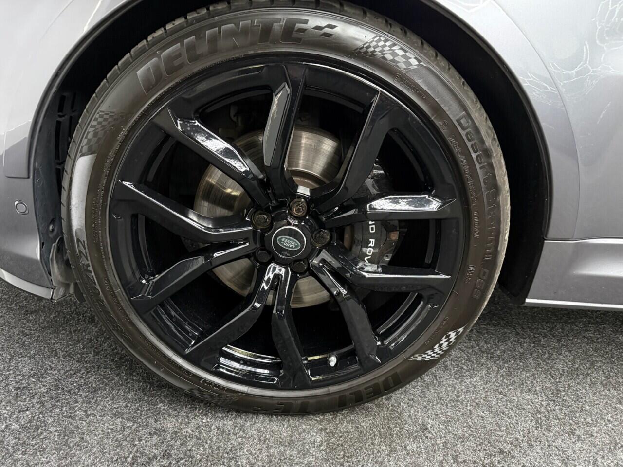 Land Rover Range Rover Sport view 32