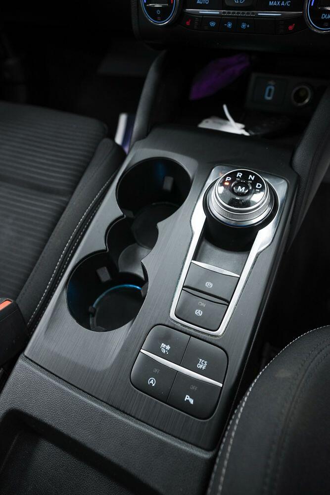 Ford Focus view 22
