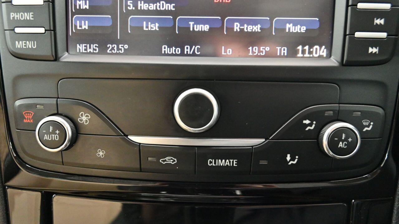 Ford Galaxy view 34