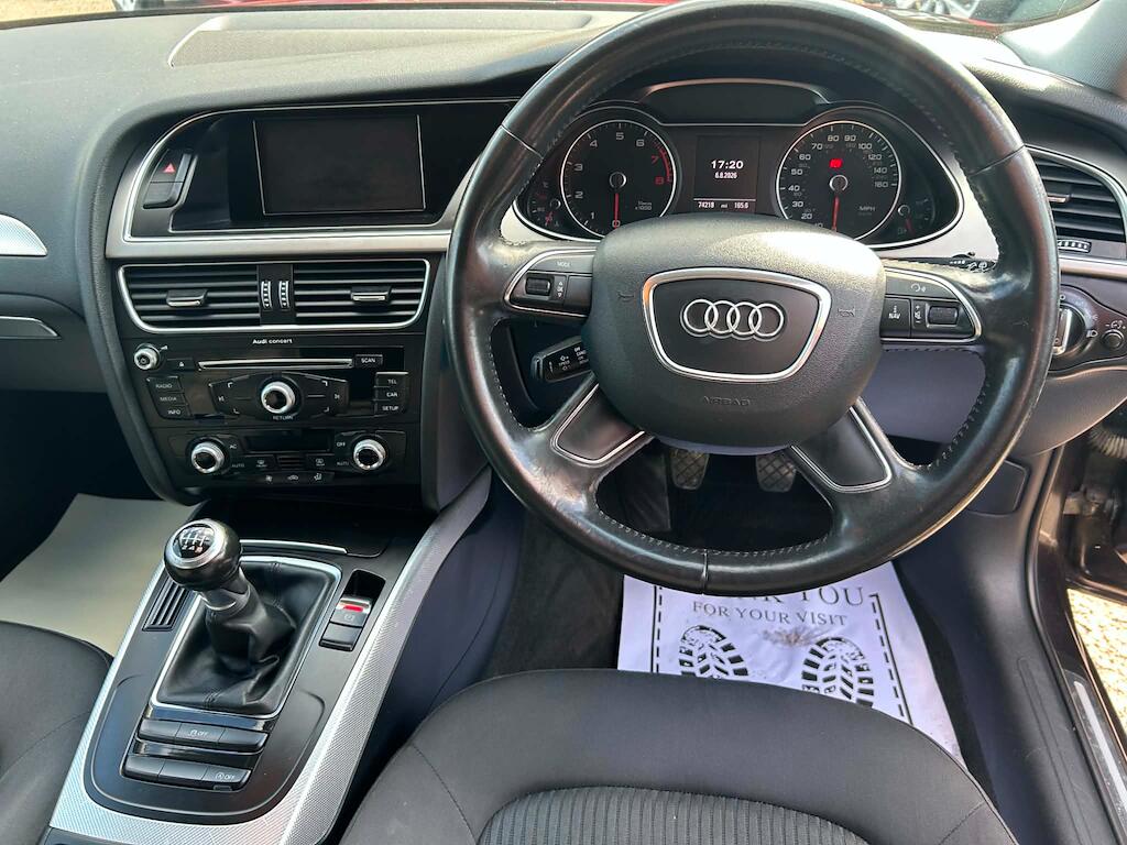 Audi A4 view 10