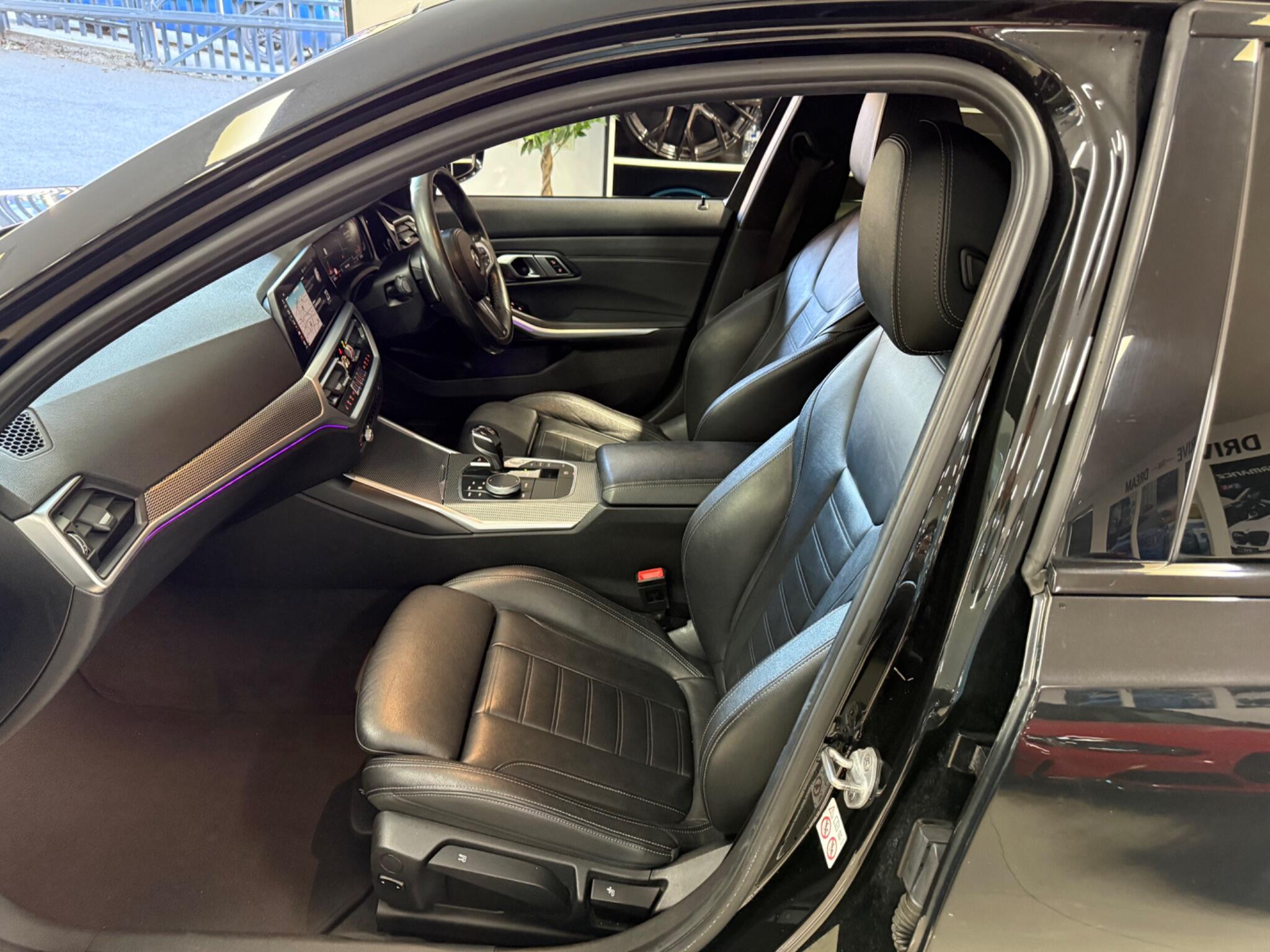 BMW 3 Series view 31
