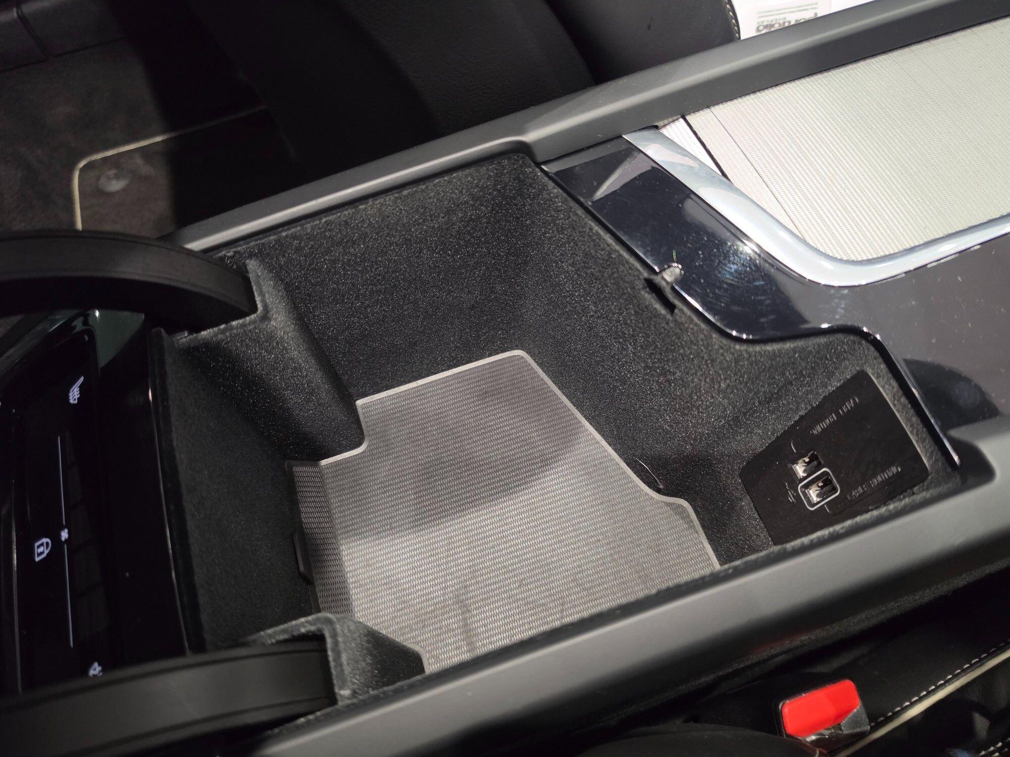 Volvo V60 view 105