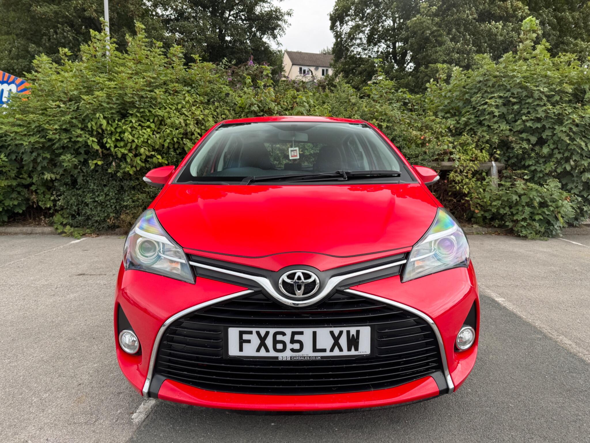 Toyota Yaris view 2
