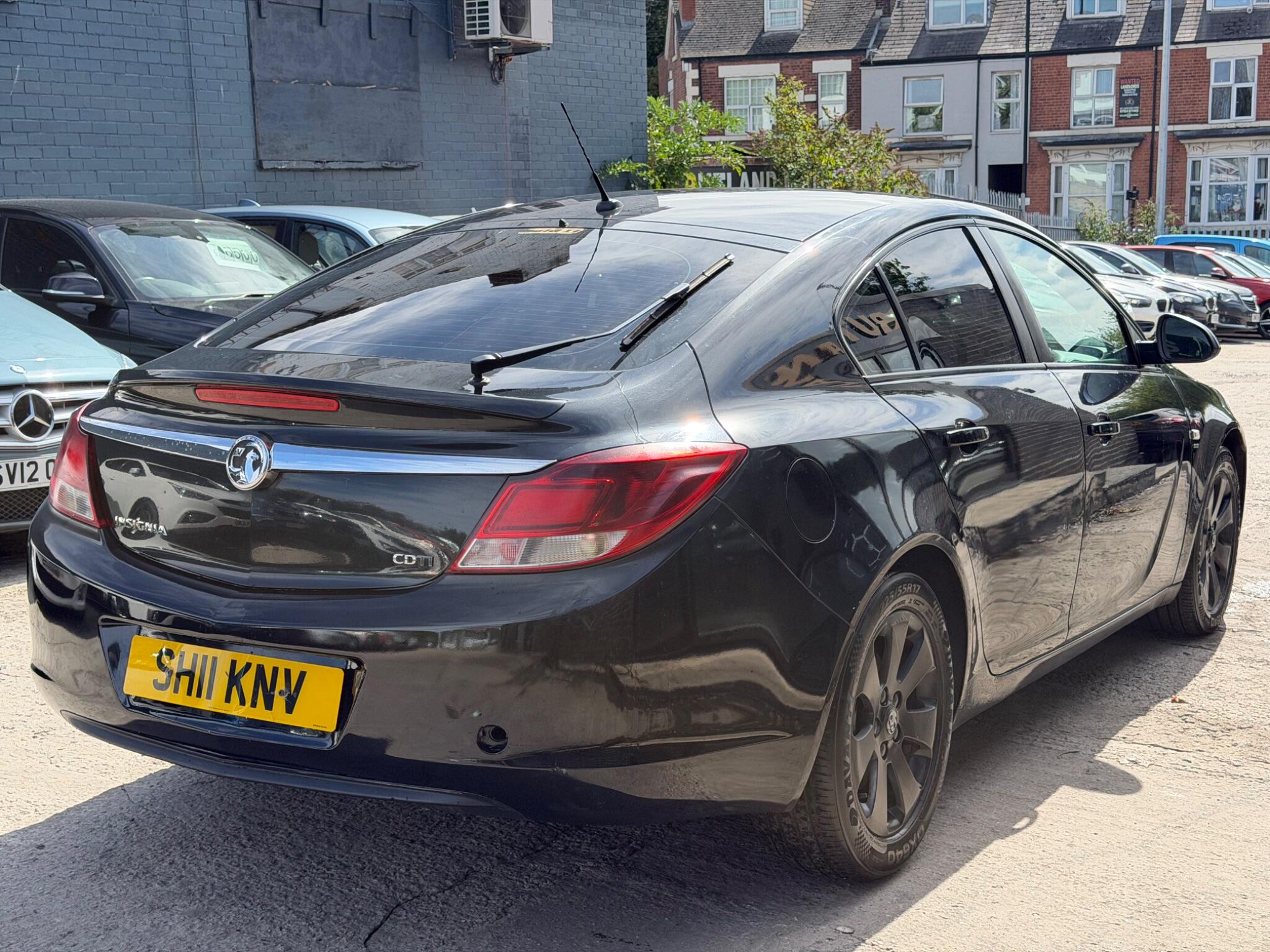Vauxhall Insignia view 4
