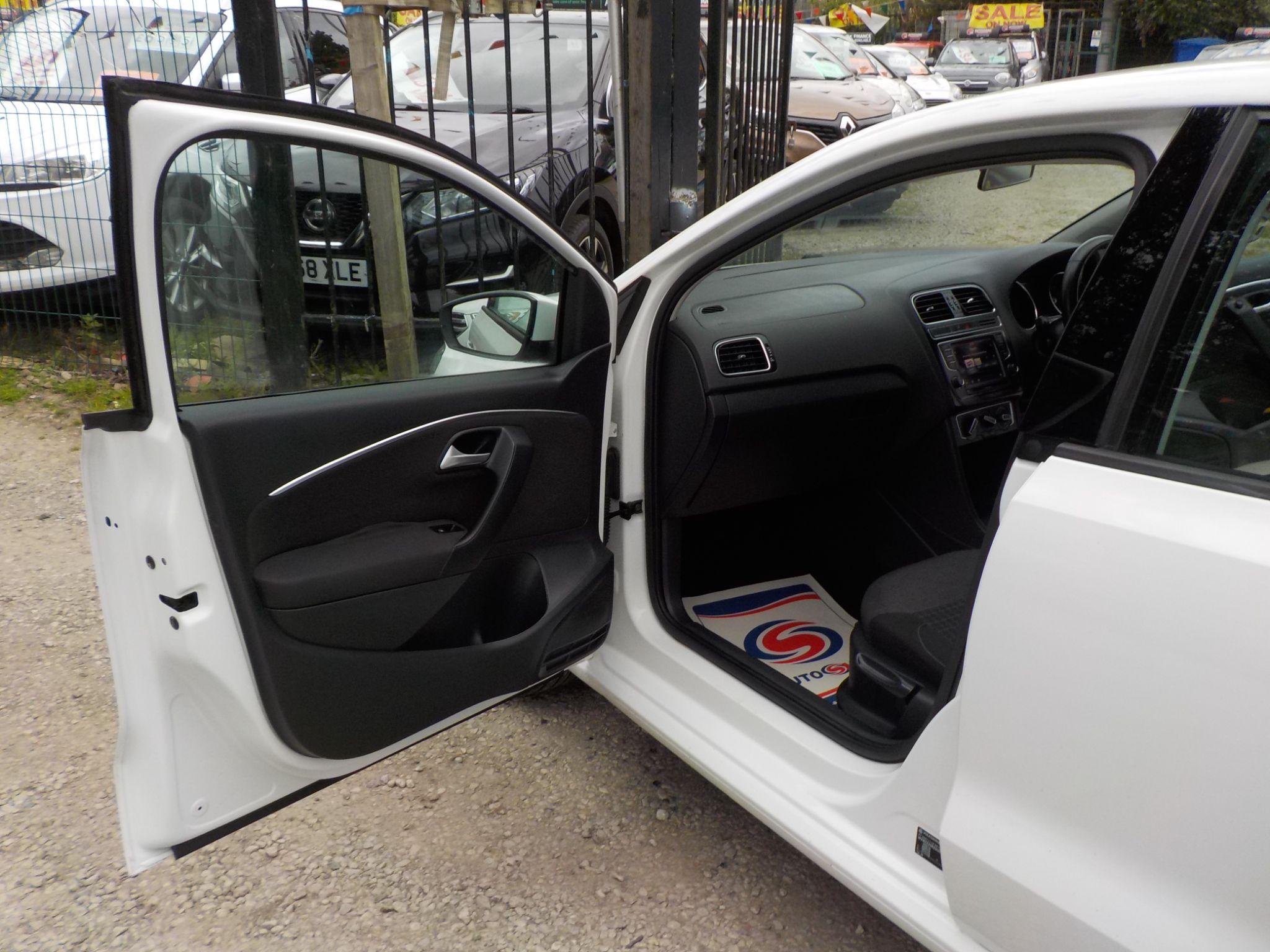 Volkswagen Polo 1.2 TSI BlueMotion Tech SE Euro 6 (s/s) 5dr