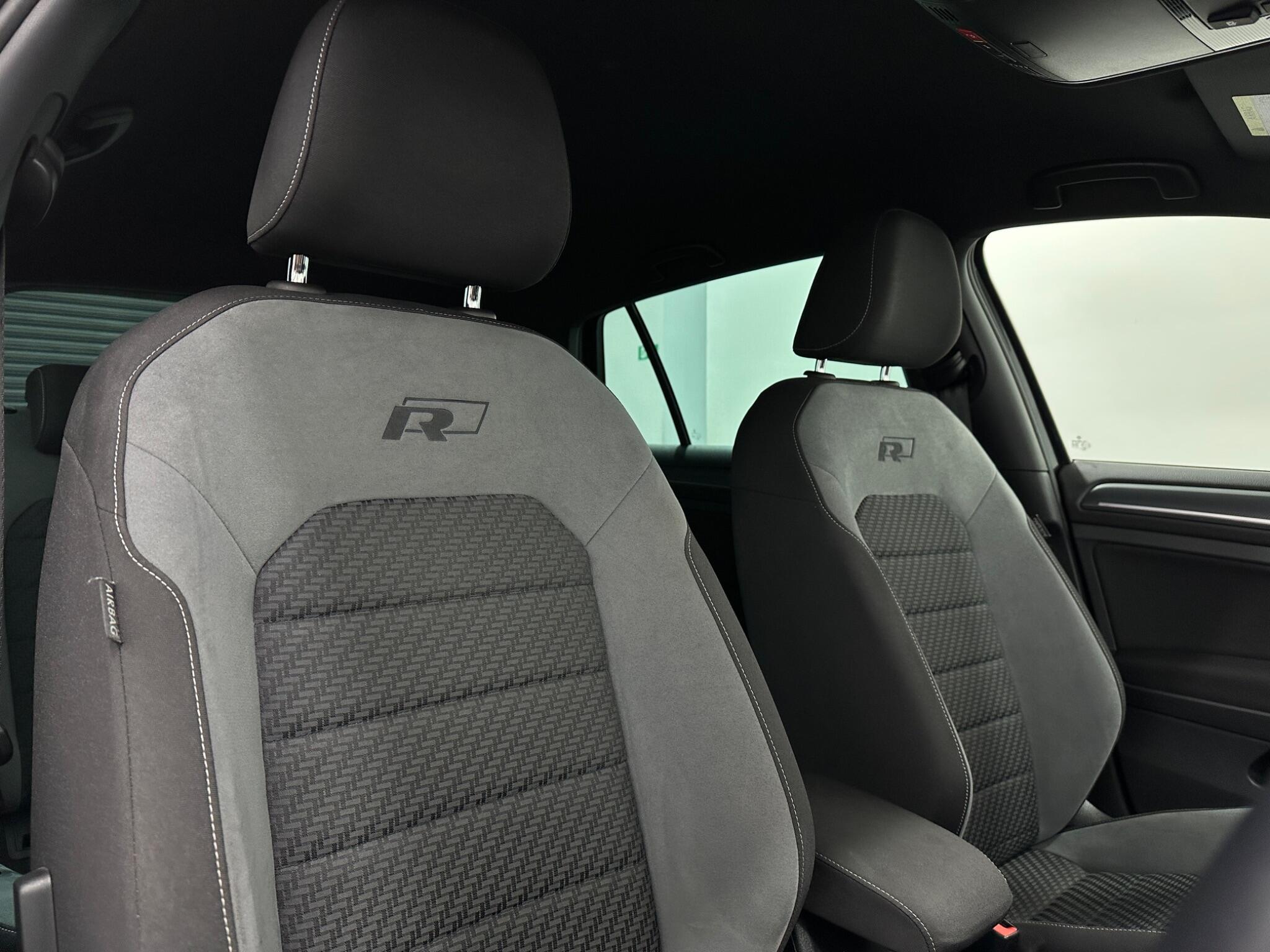 Volkswagen Golf view 33