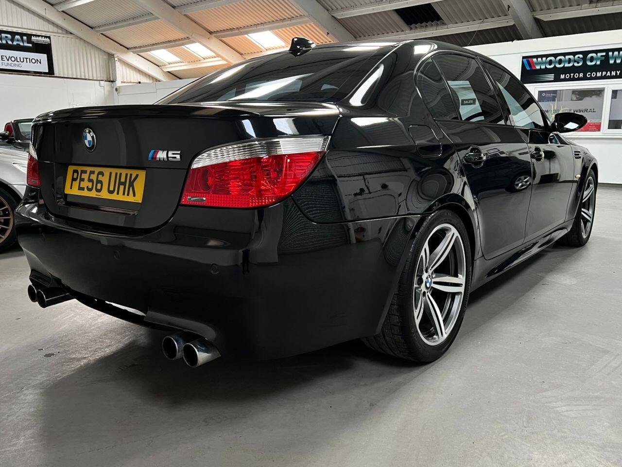 BMW M5 view 16