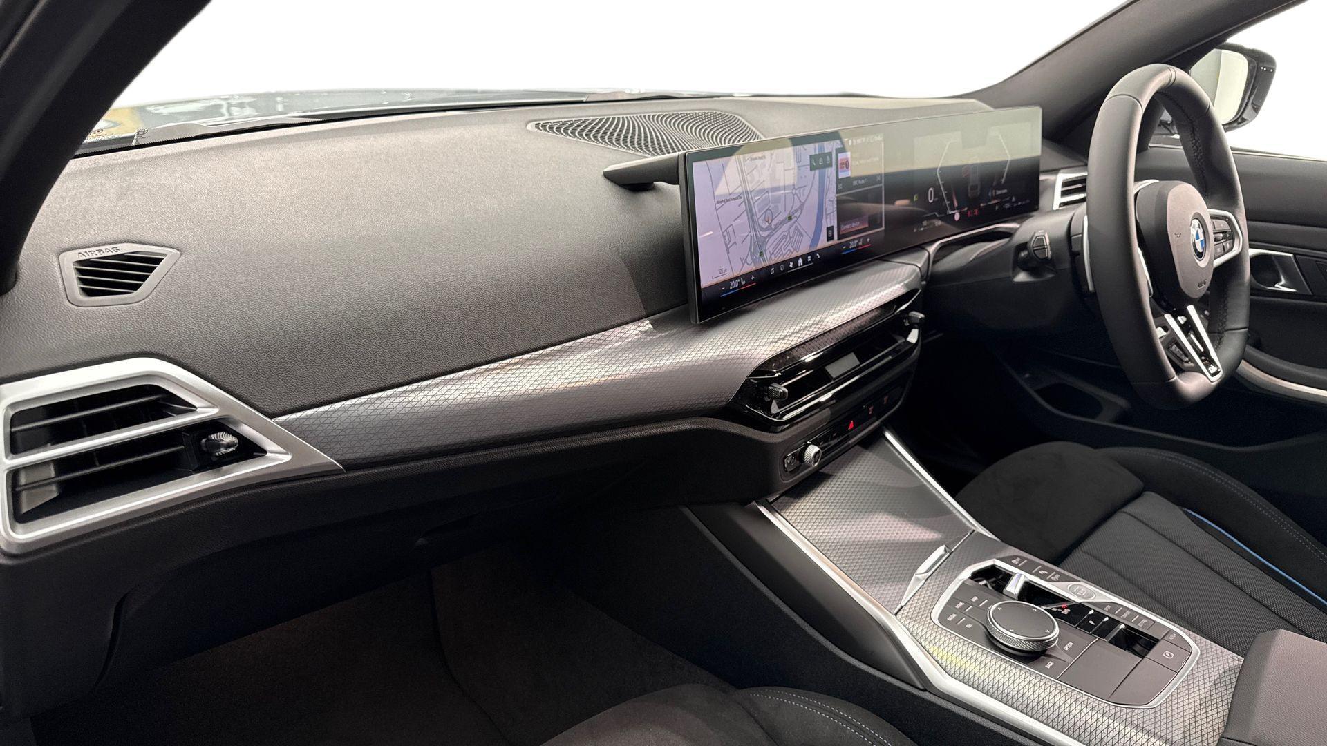 BMW 3 Series view 7