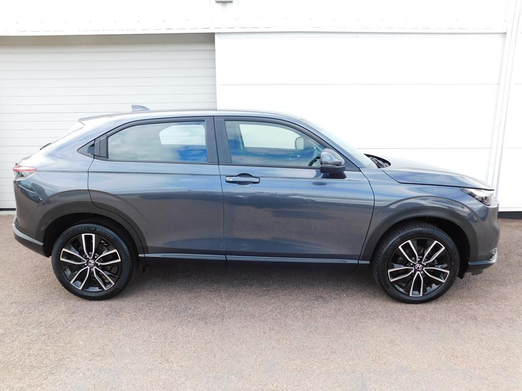 HR-V