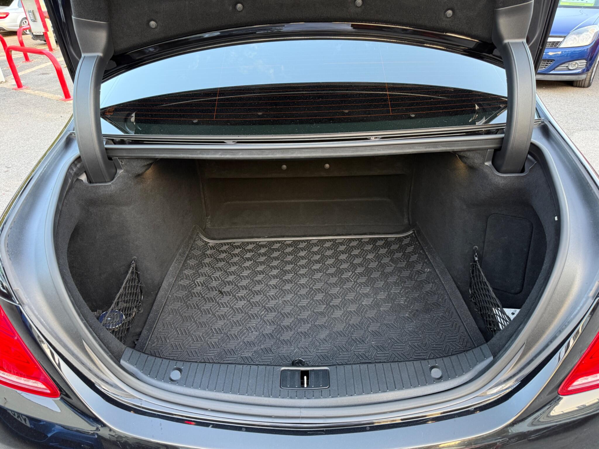 Mercedes-Benz S Class - Image 44
