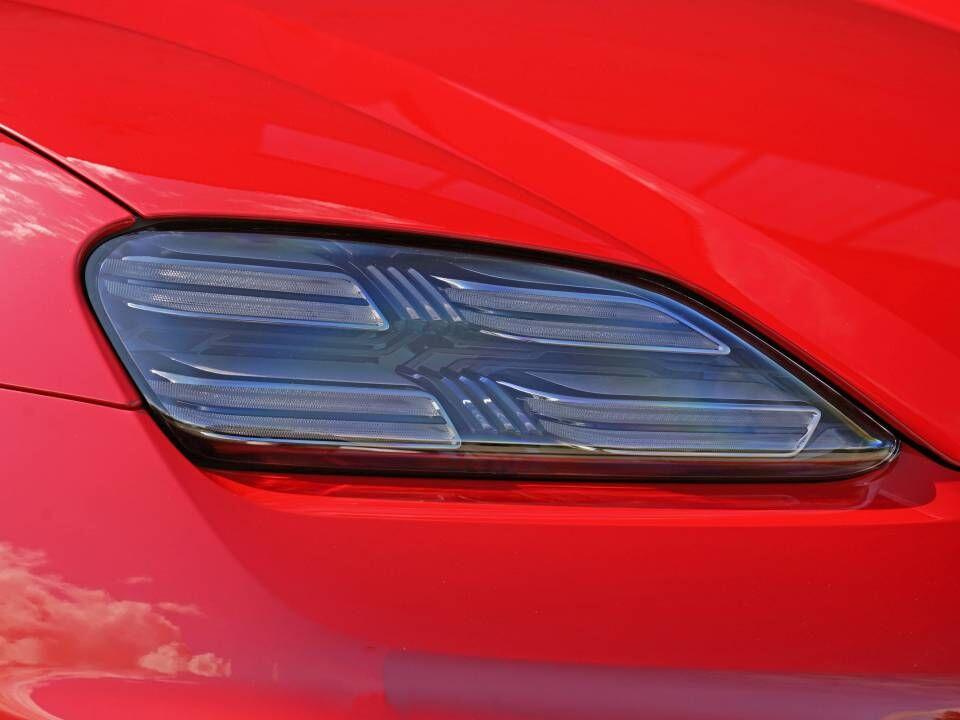 Porsche Macan view 59