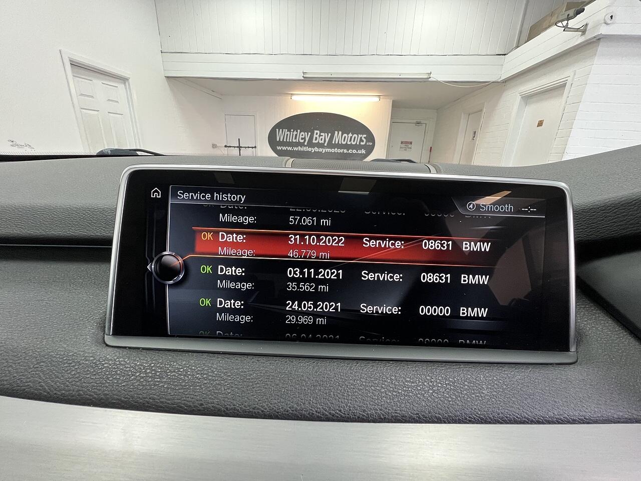 BMW X5 view 14