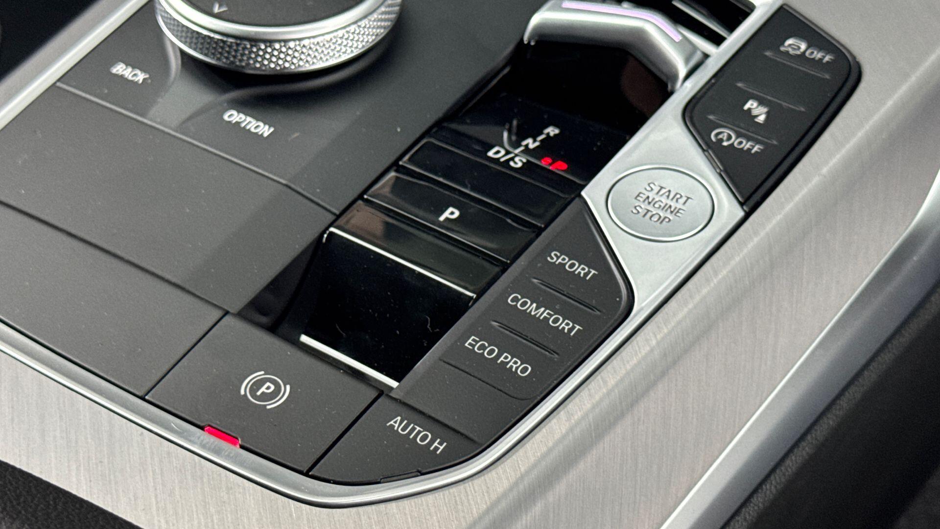 BMW 2 Series view 21