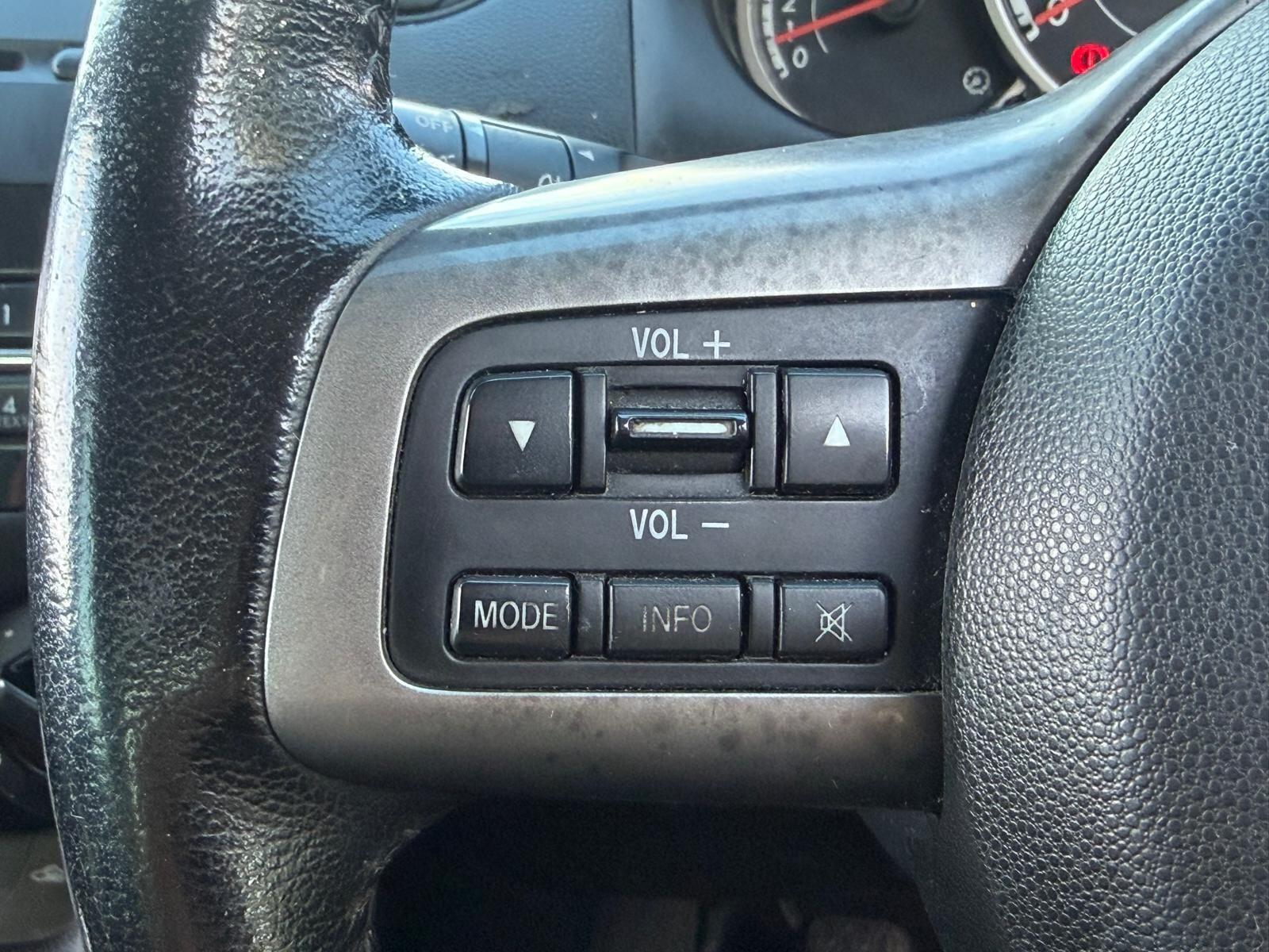 Mazda Mazda2 view 21