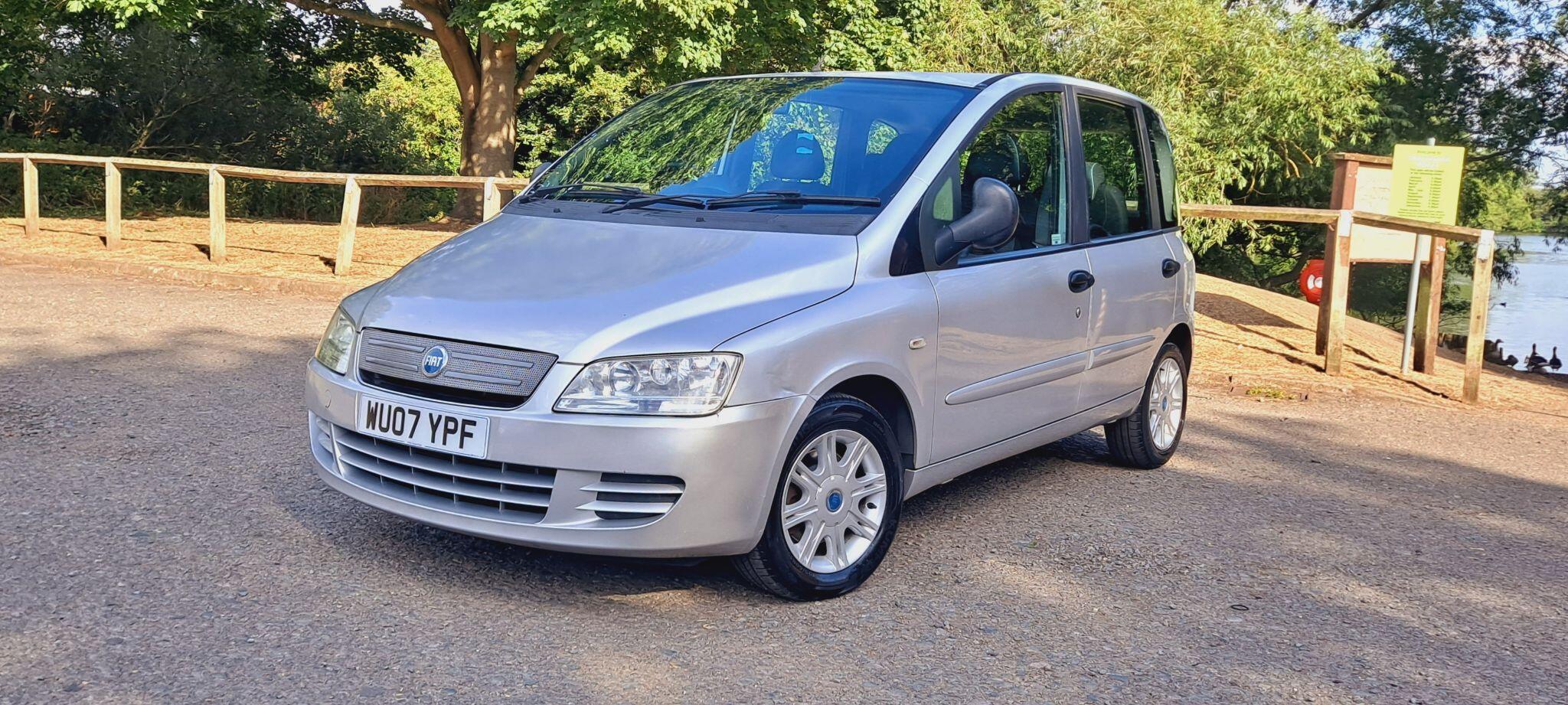 Fiat Multipla view 3