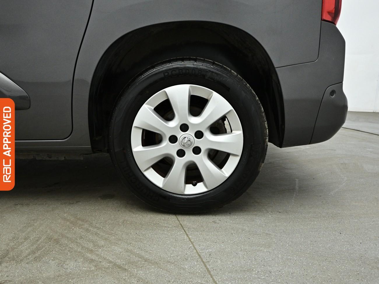 Vauxhall Combo Life view 27