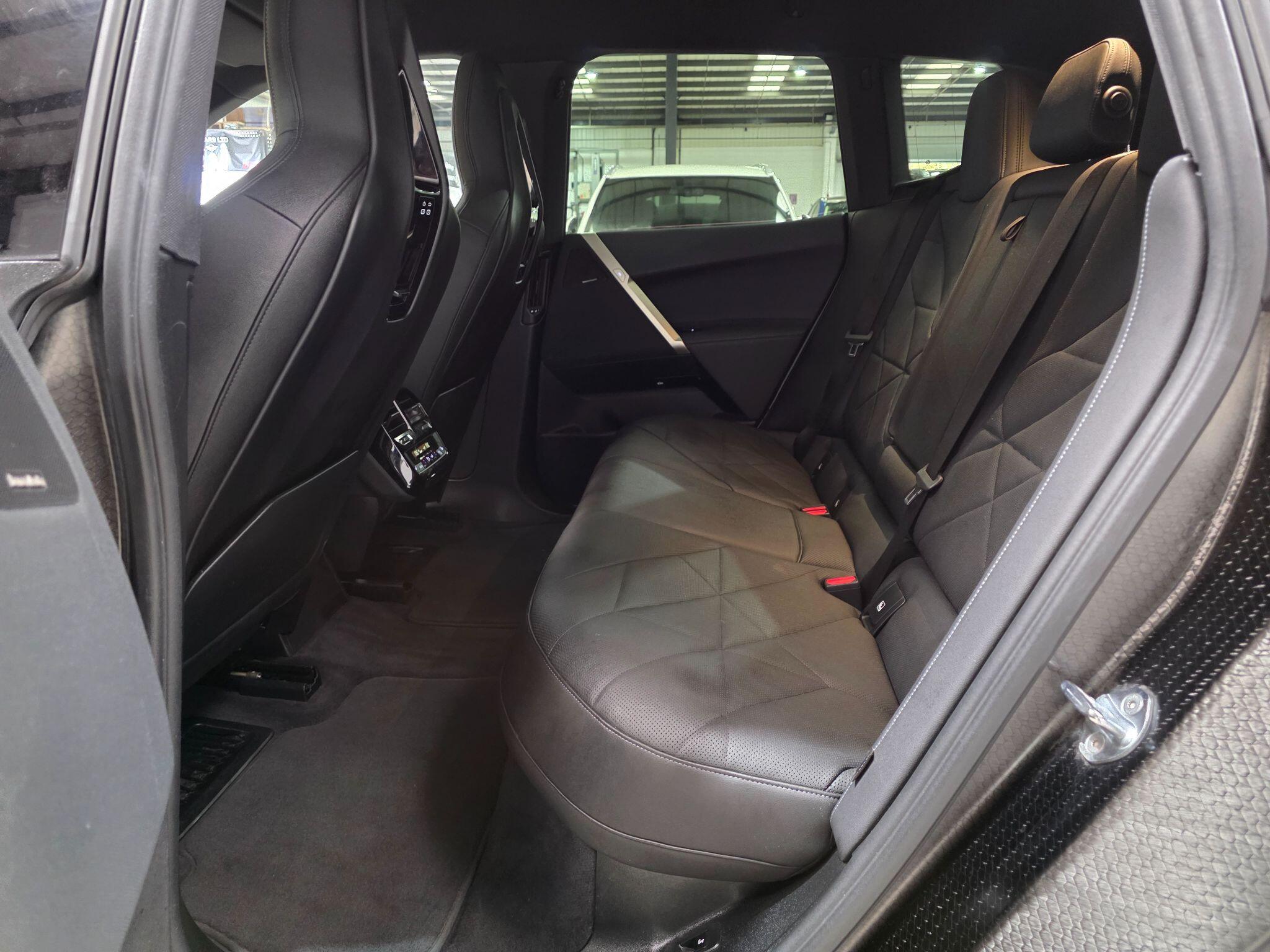 BMW Ix view 31