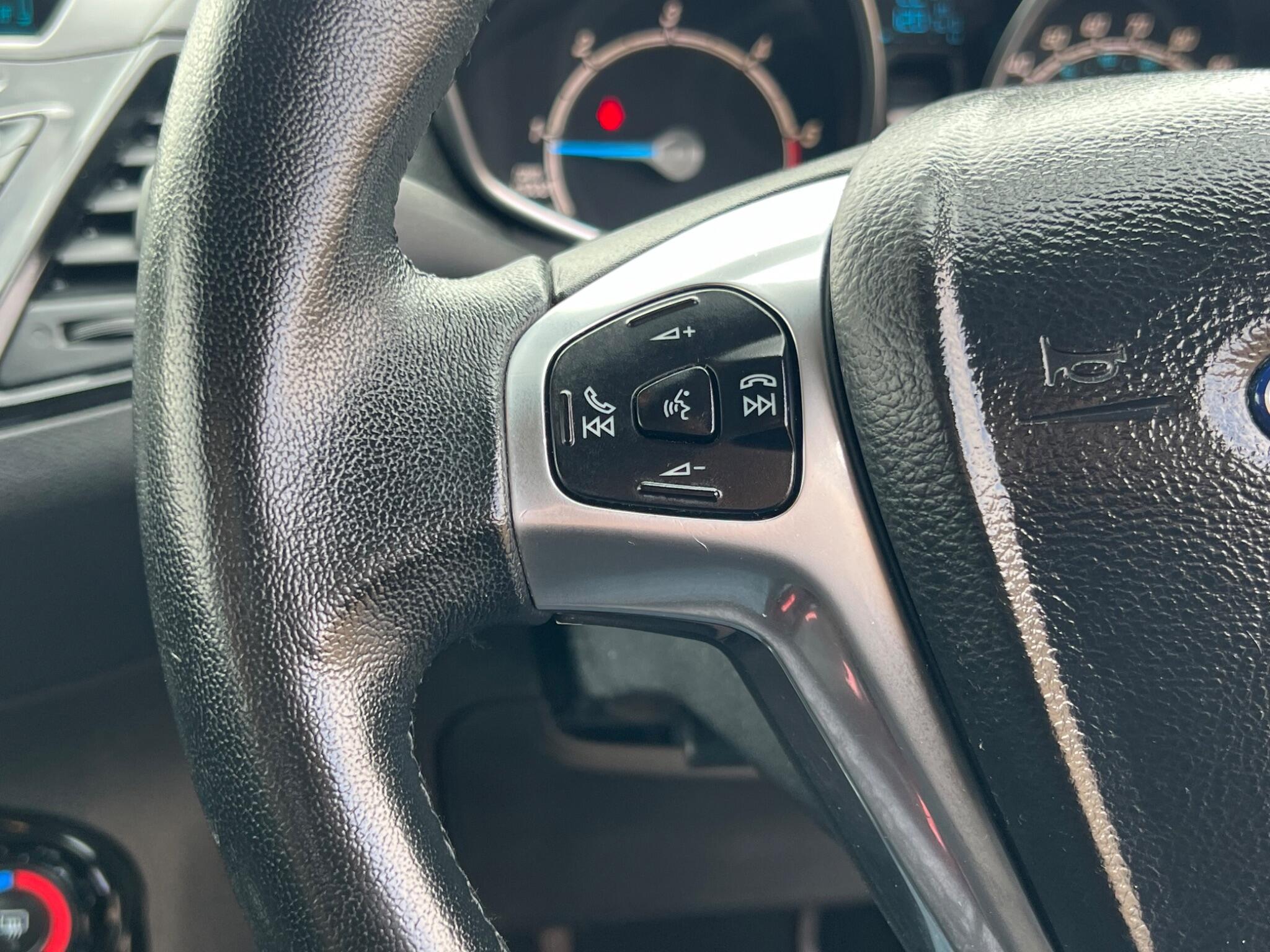 Ford Fiesta view 17