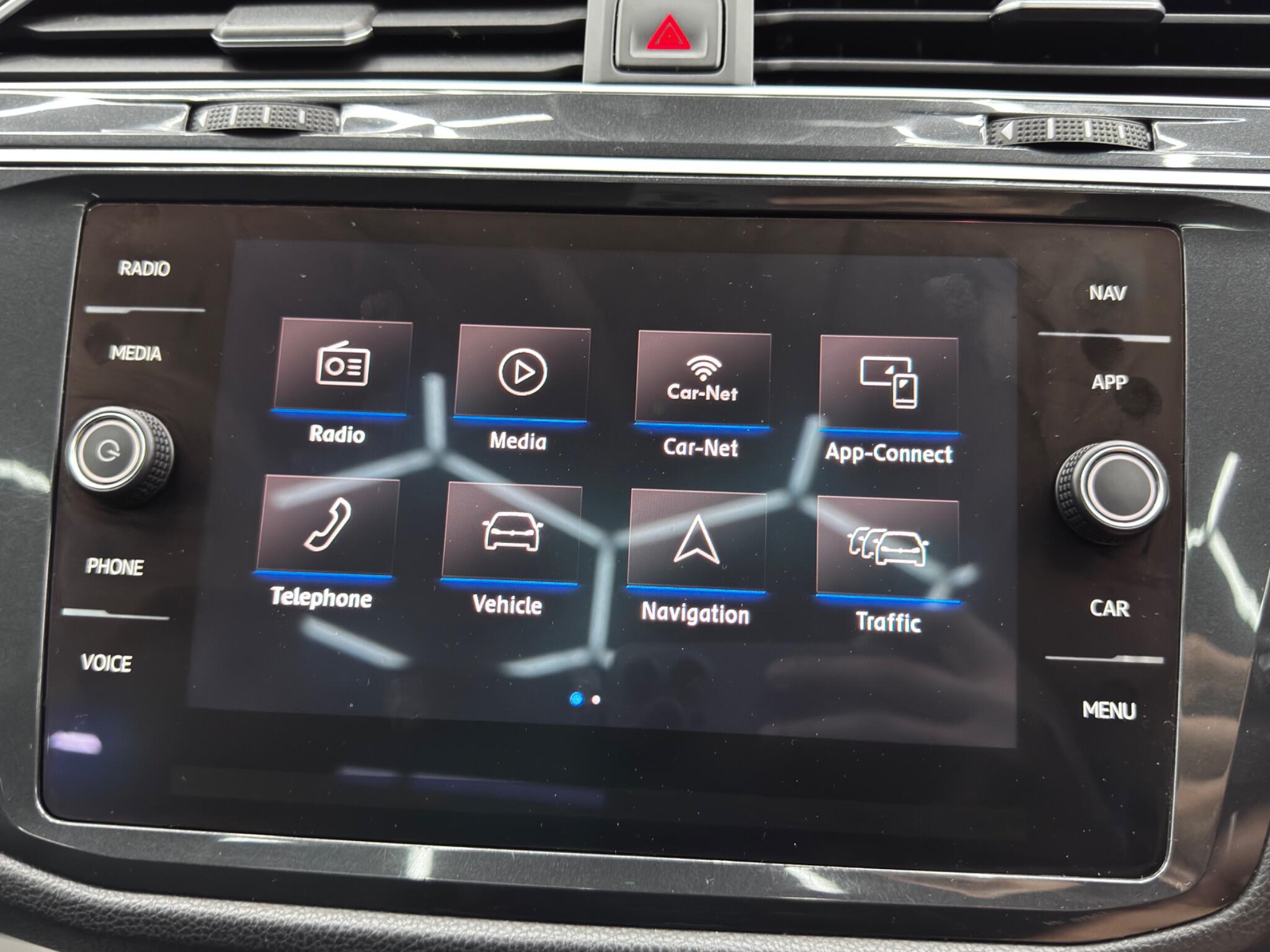 Volkswagen Tiguan view 31