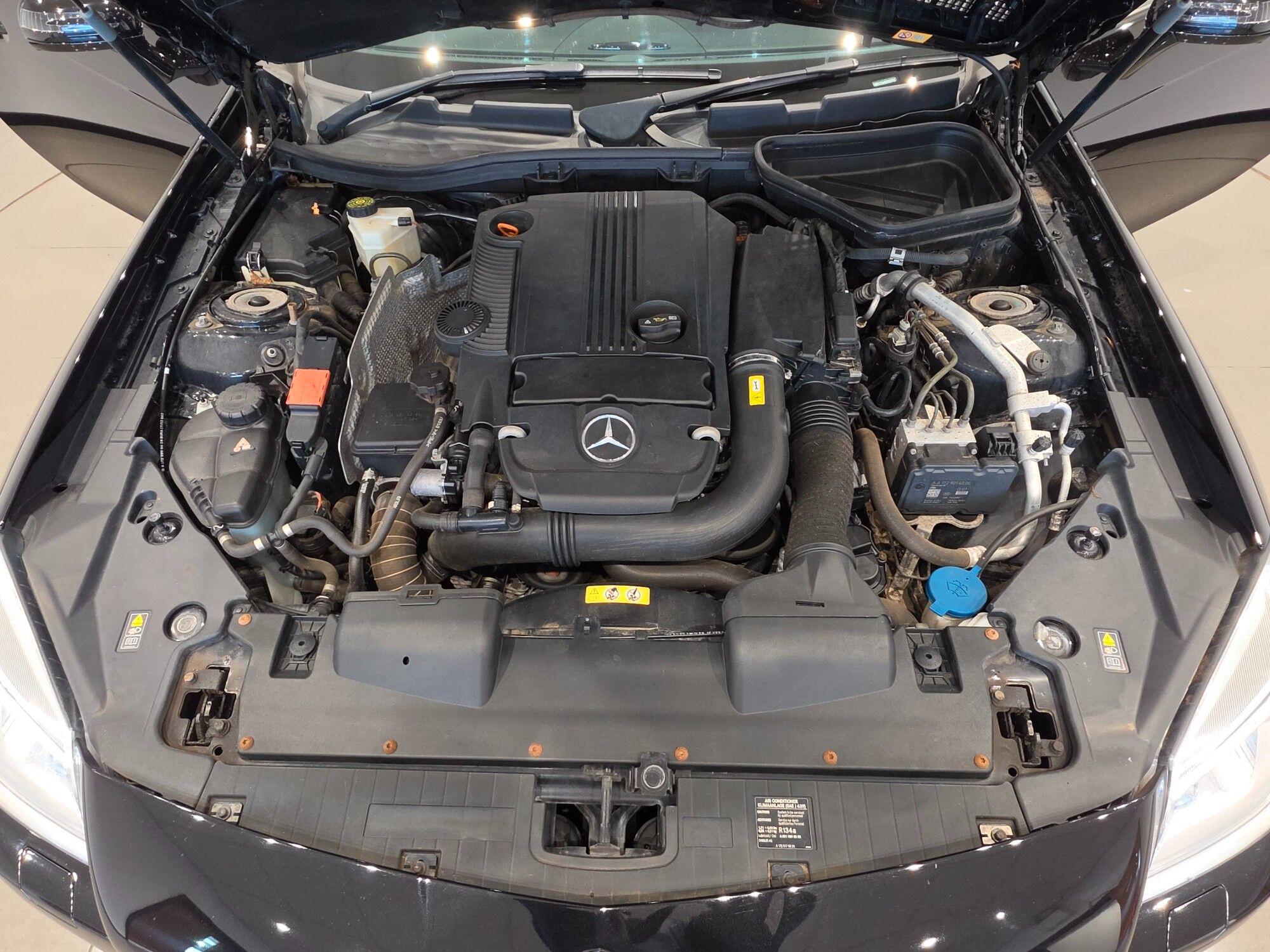 Mercedes-Benz SLK view 52