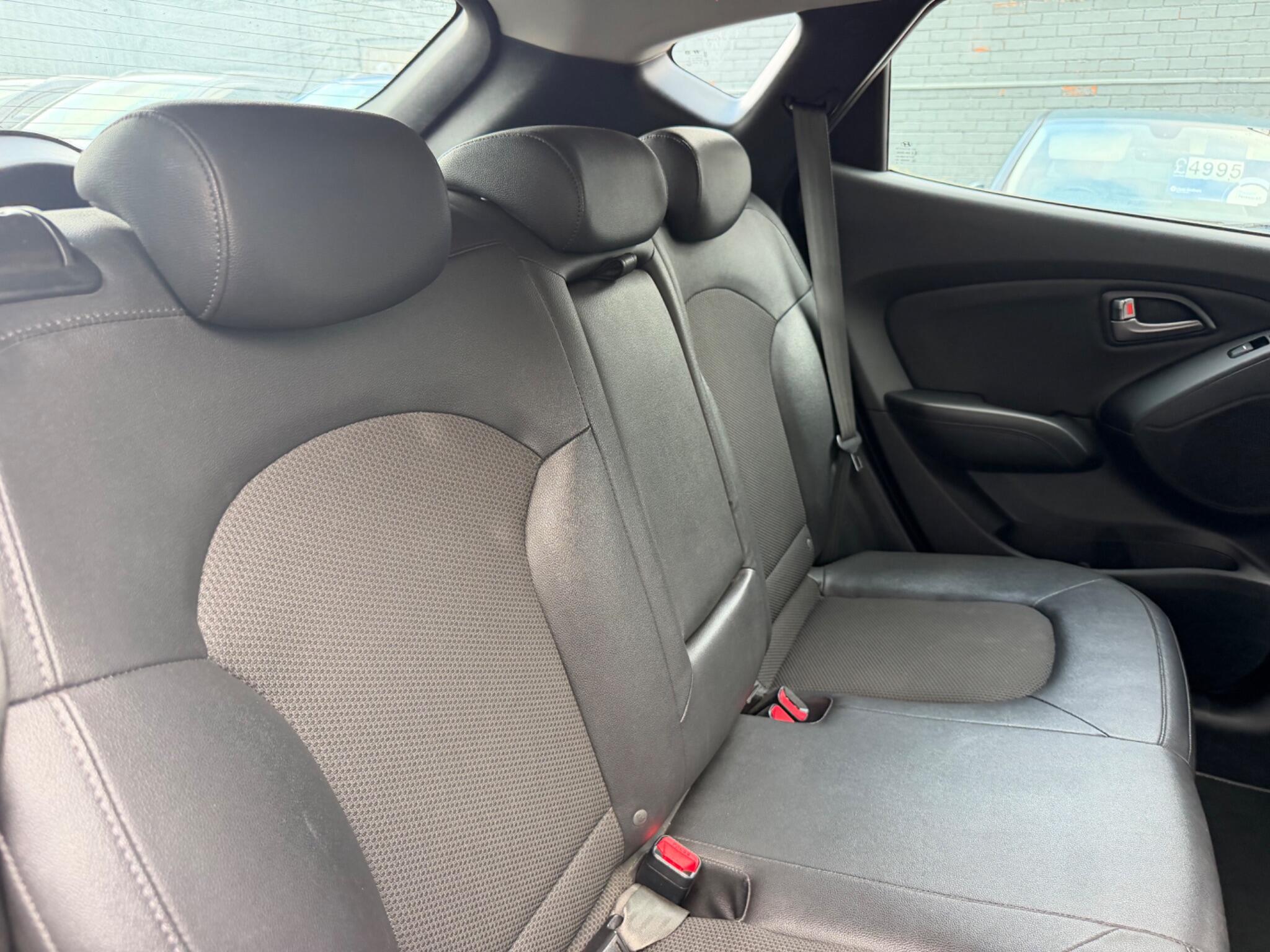 Hyundai Ix35 view 22