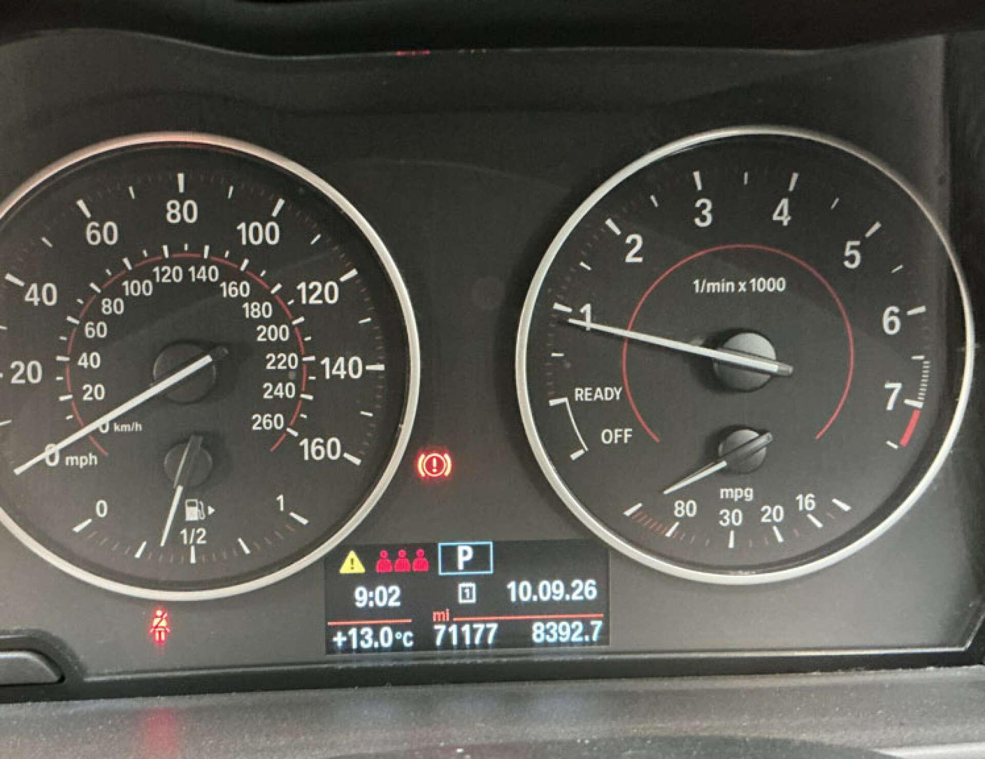 BMW 1 Series view 6