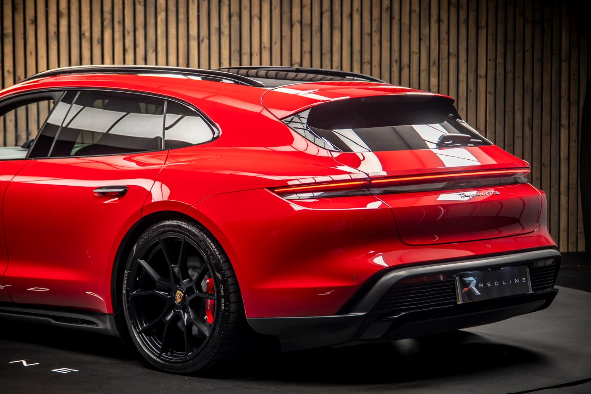 Porsche Taycan view 17