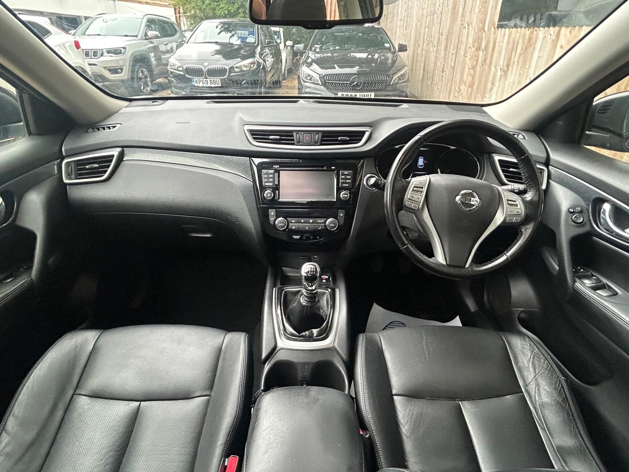 Nissan X-Trail view 29