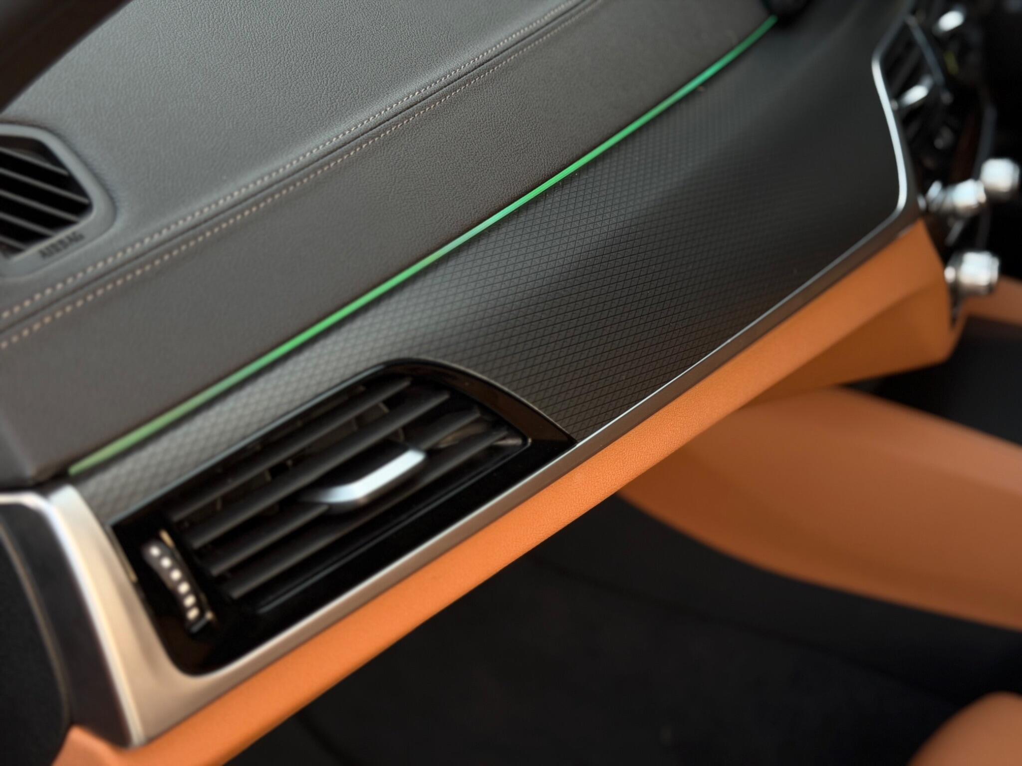 BMW 5 Series view 52