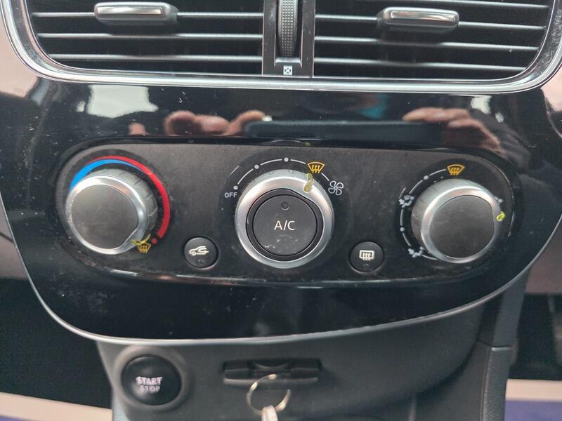 2018 Renault Clio 1.5 dCi Iconic Euro 6 (s/s) 5dr • 96,400 miles image 44