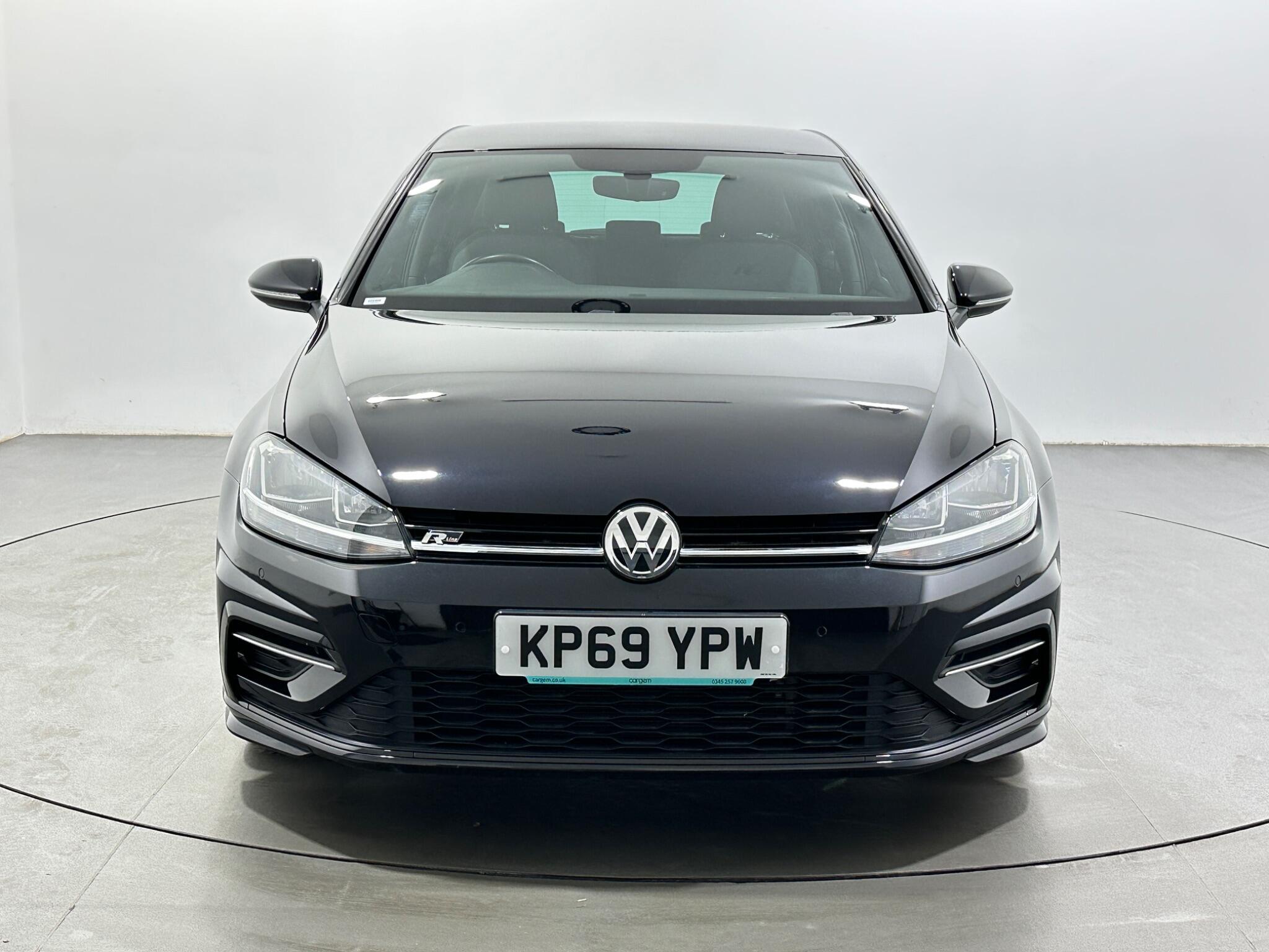 Volkswagen Golf view 3