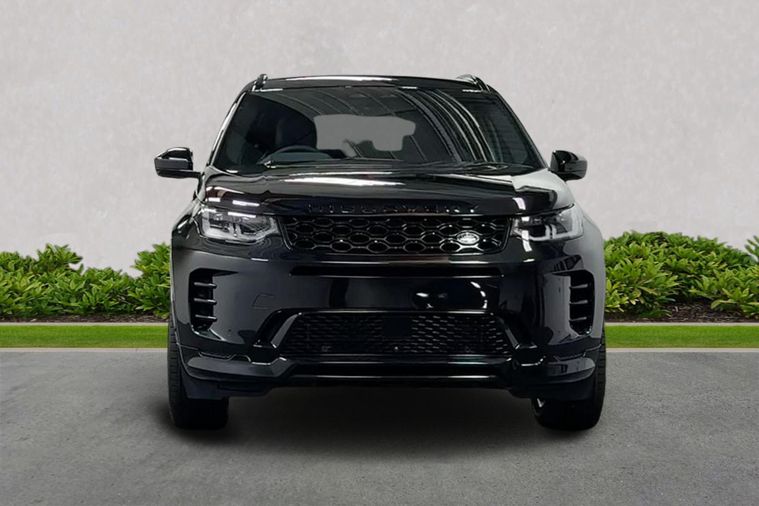 Land Rover Discovery Sport view 5