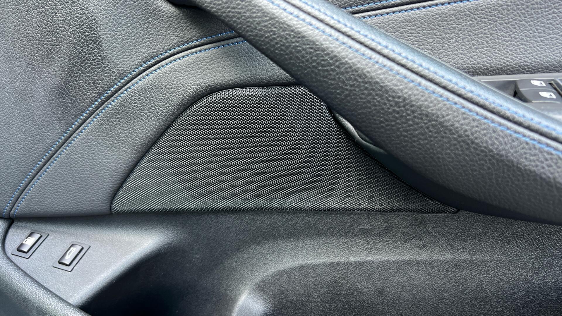 BMW 5 Series view 20