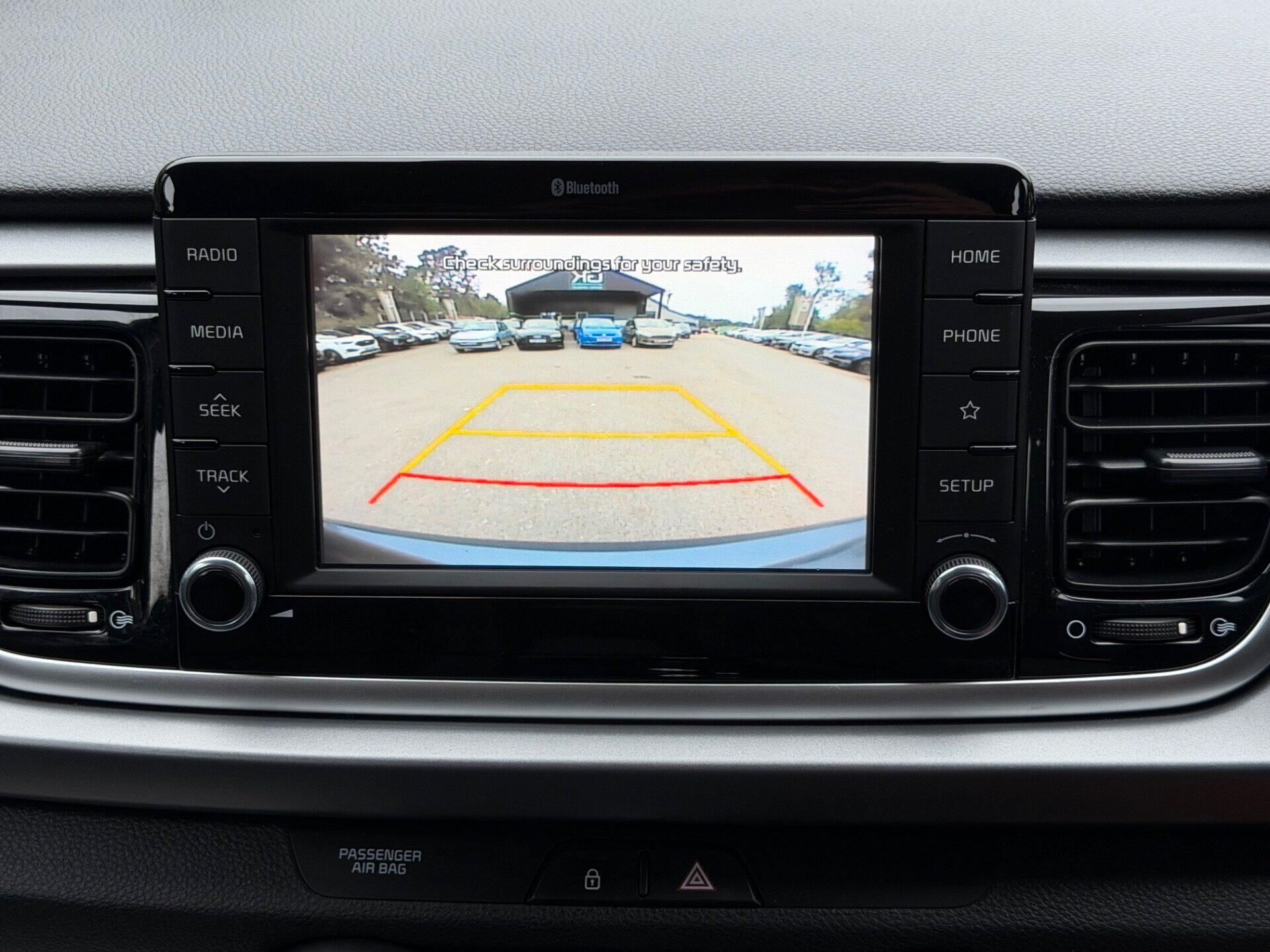 Kia Rio view 13