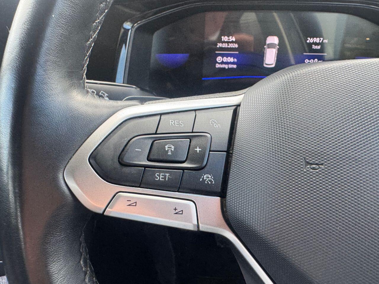 Volkswagen Polo view 23