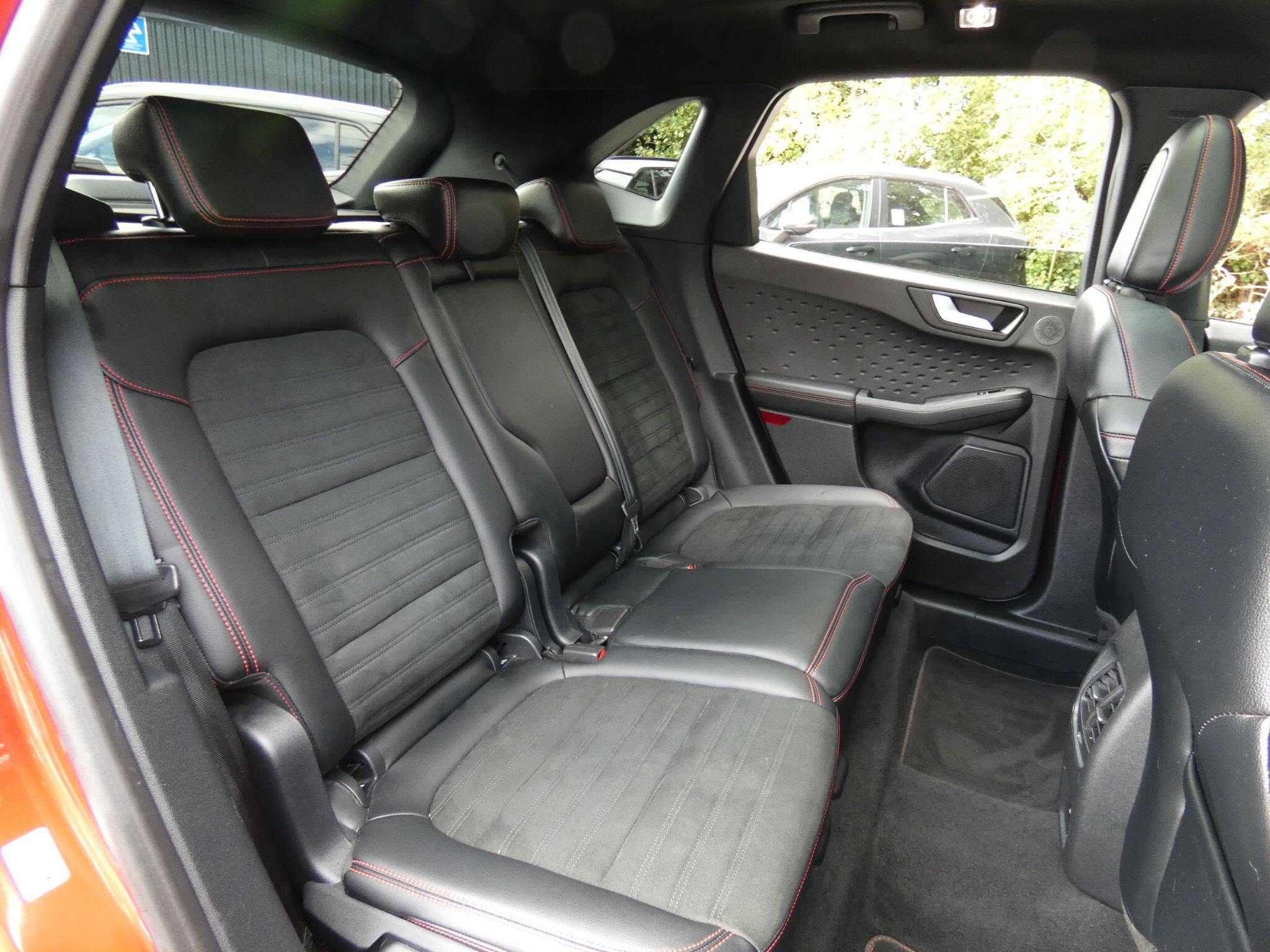 Ford Kuga view 40