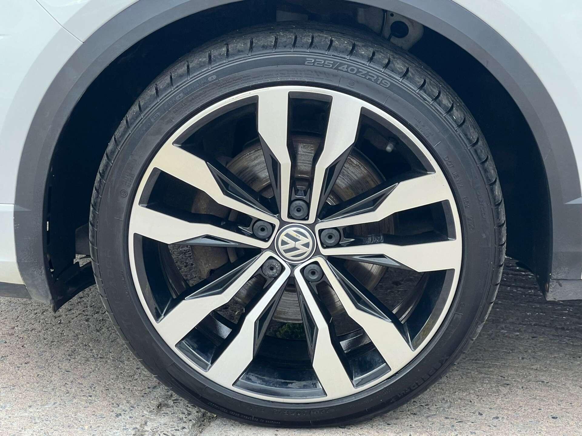 Volkswagen T-Roc view 46
