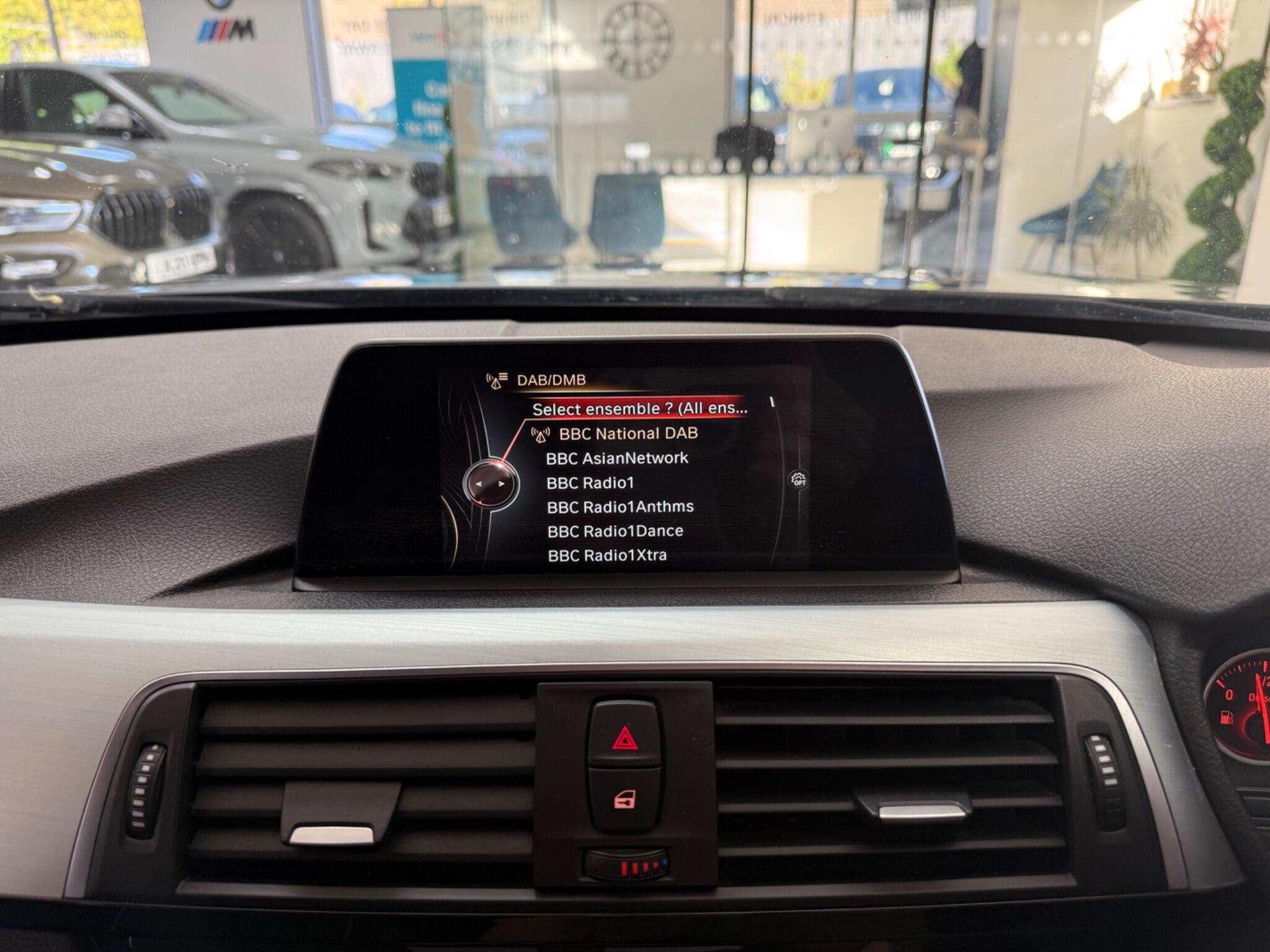 BMW 3 Series view 10