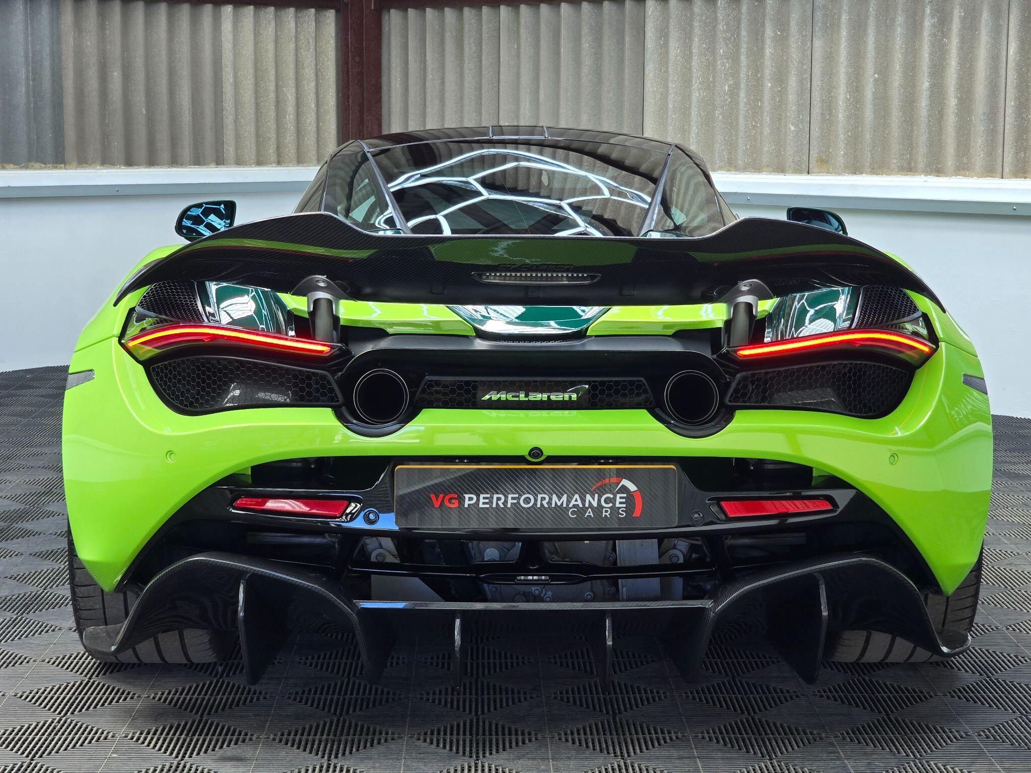 Mclaren 720s view 6