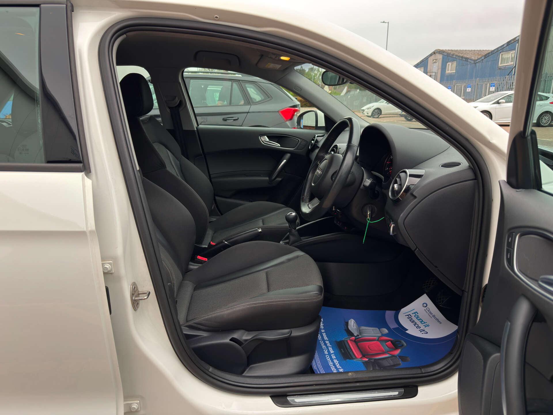 Audi A1 view 22