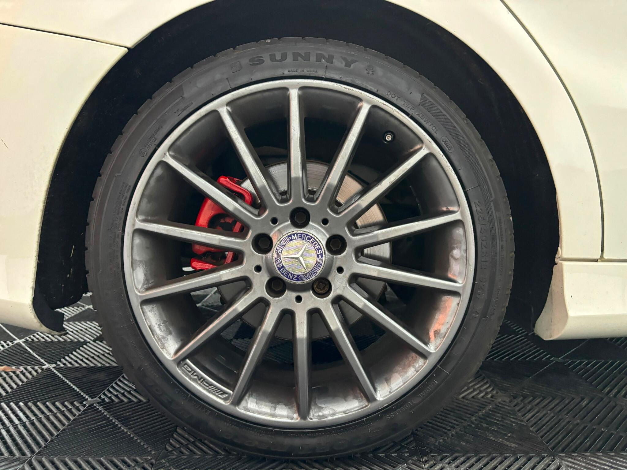 Mercedes-Benz Cla view 23