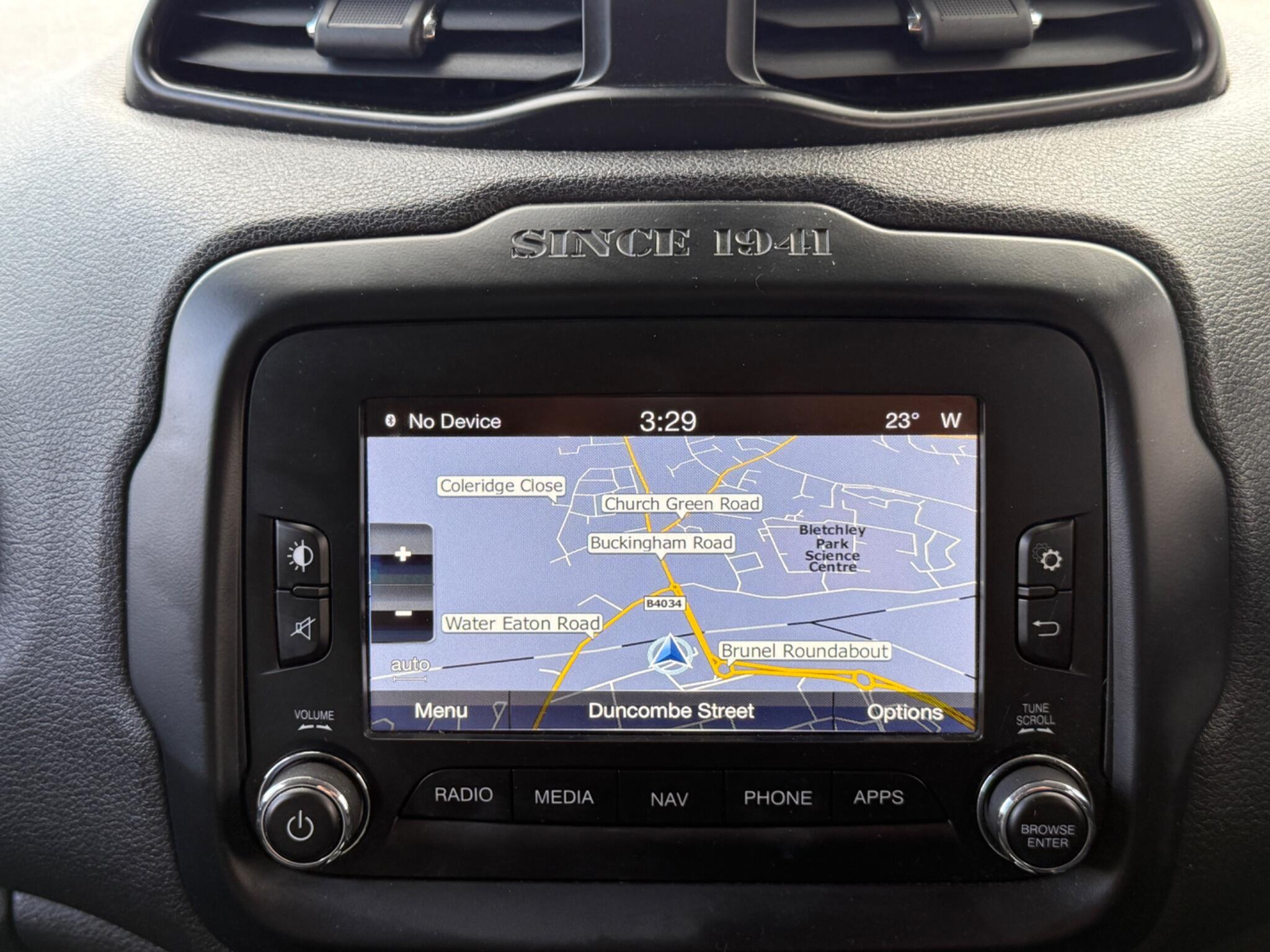 Jeep Renegade - Image 59