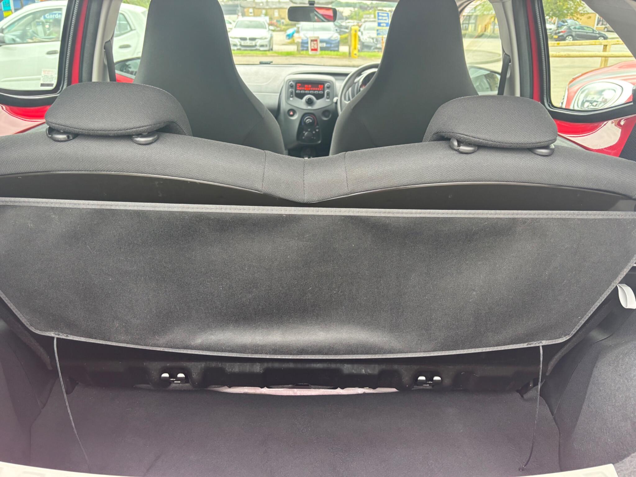 Toyota Aygo view 27